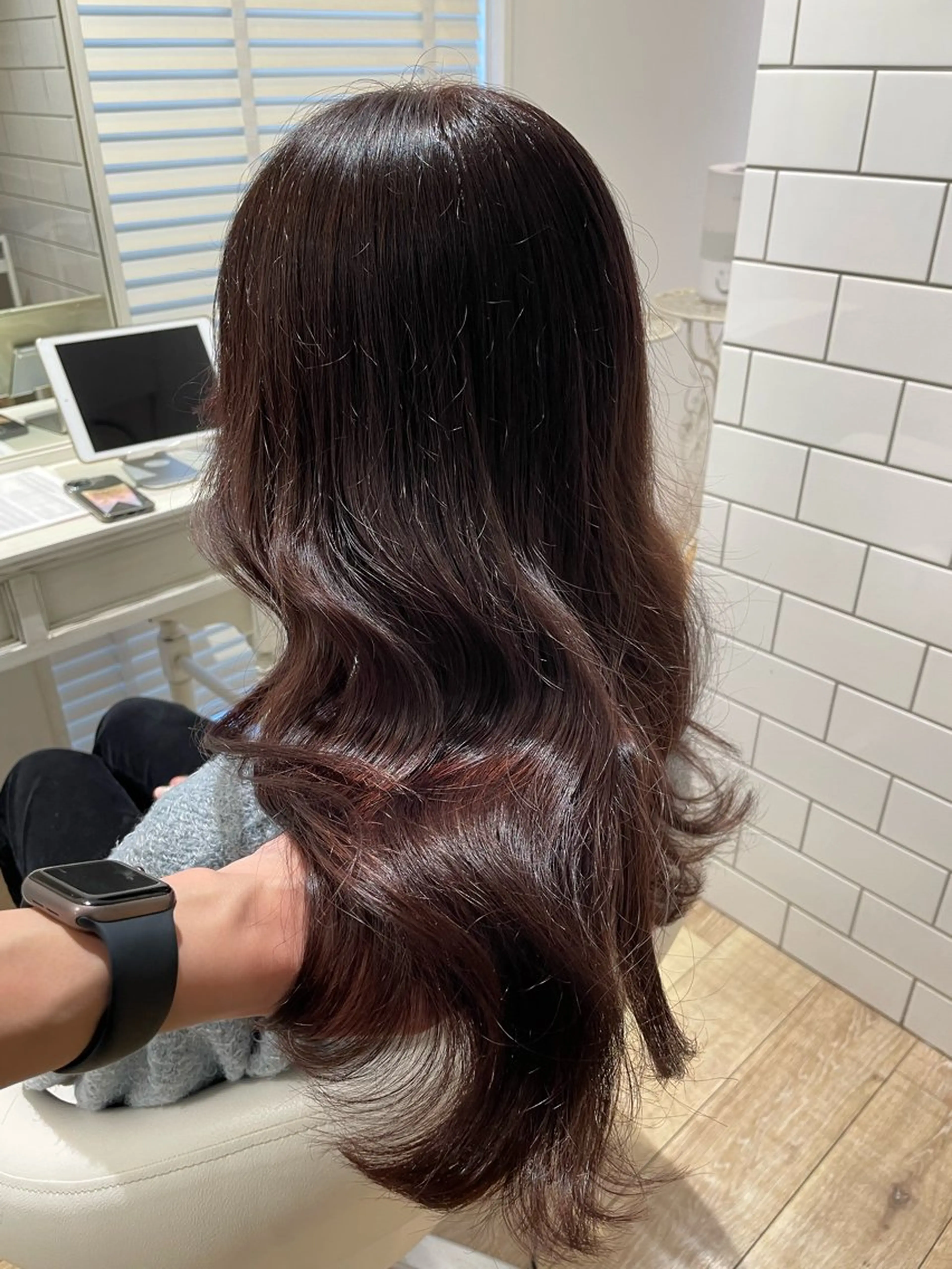 ミディアム カラー 稲毛駅徒歩1分 mei🦋のヘアスタイル