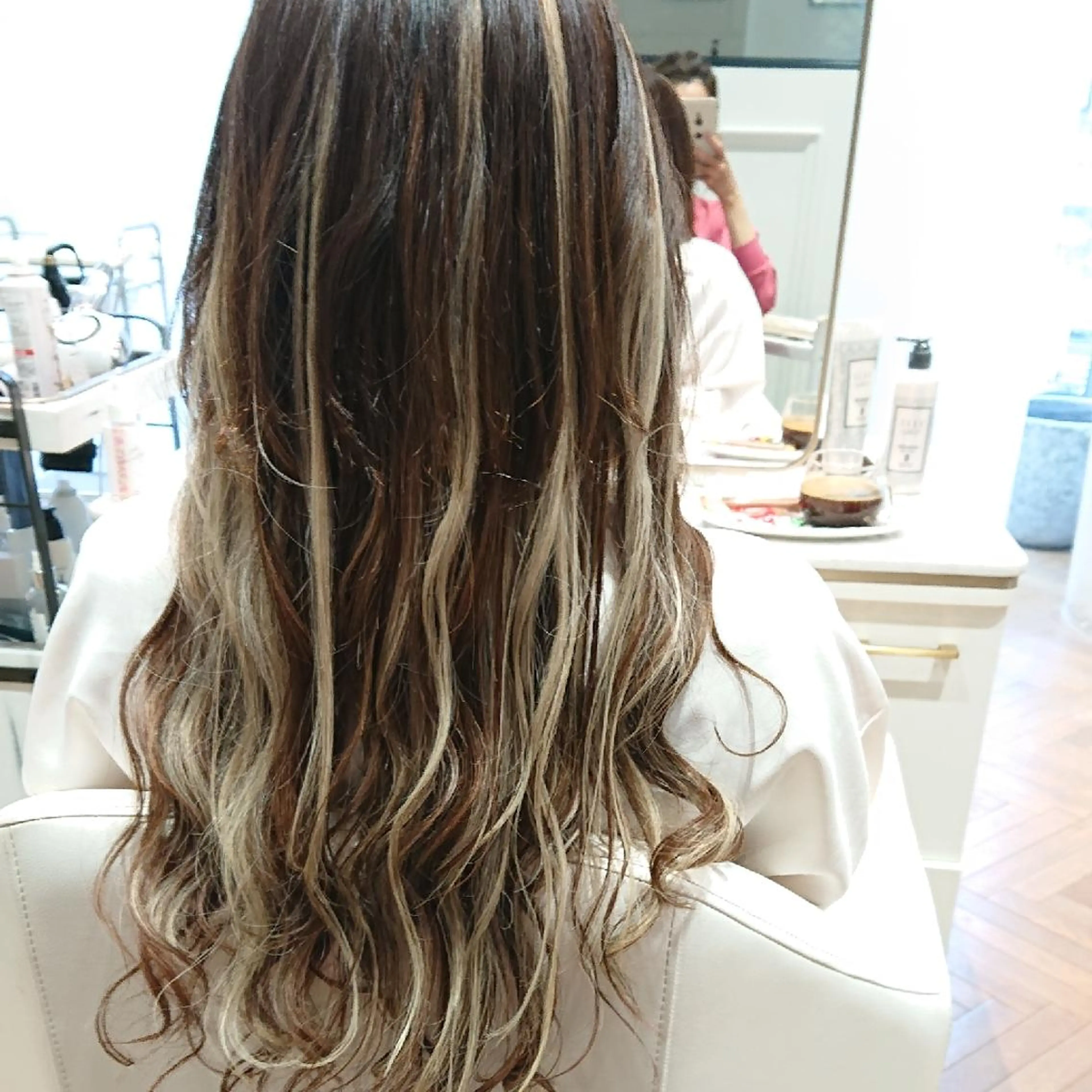 ロング カラー シールエクステ エクステ カット エクステ ELLE salon /ayakaのヘアスタイル