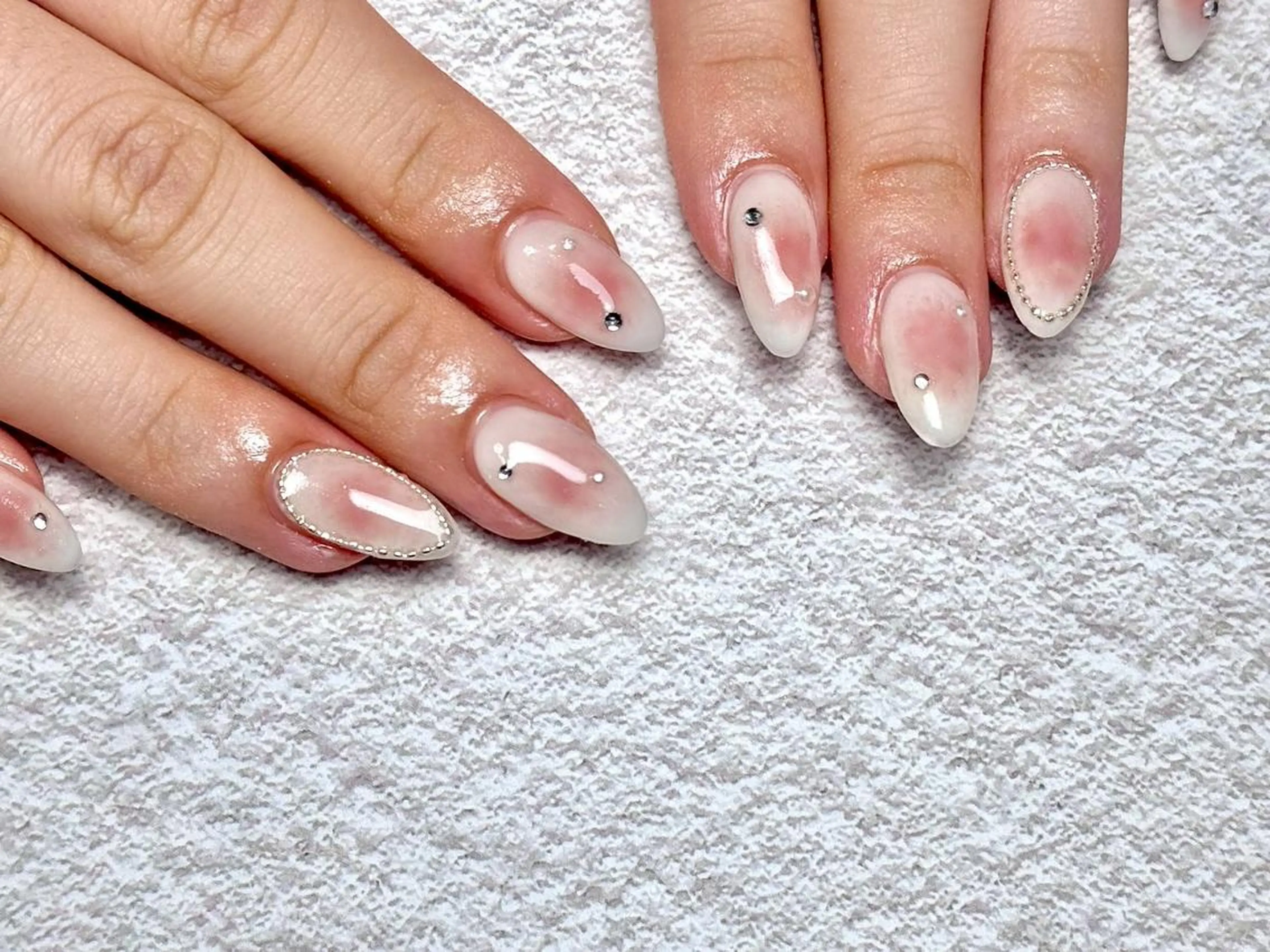 ネイル ハンドネイル 🩵Yun nail Salon 🩵のネイルデザイン