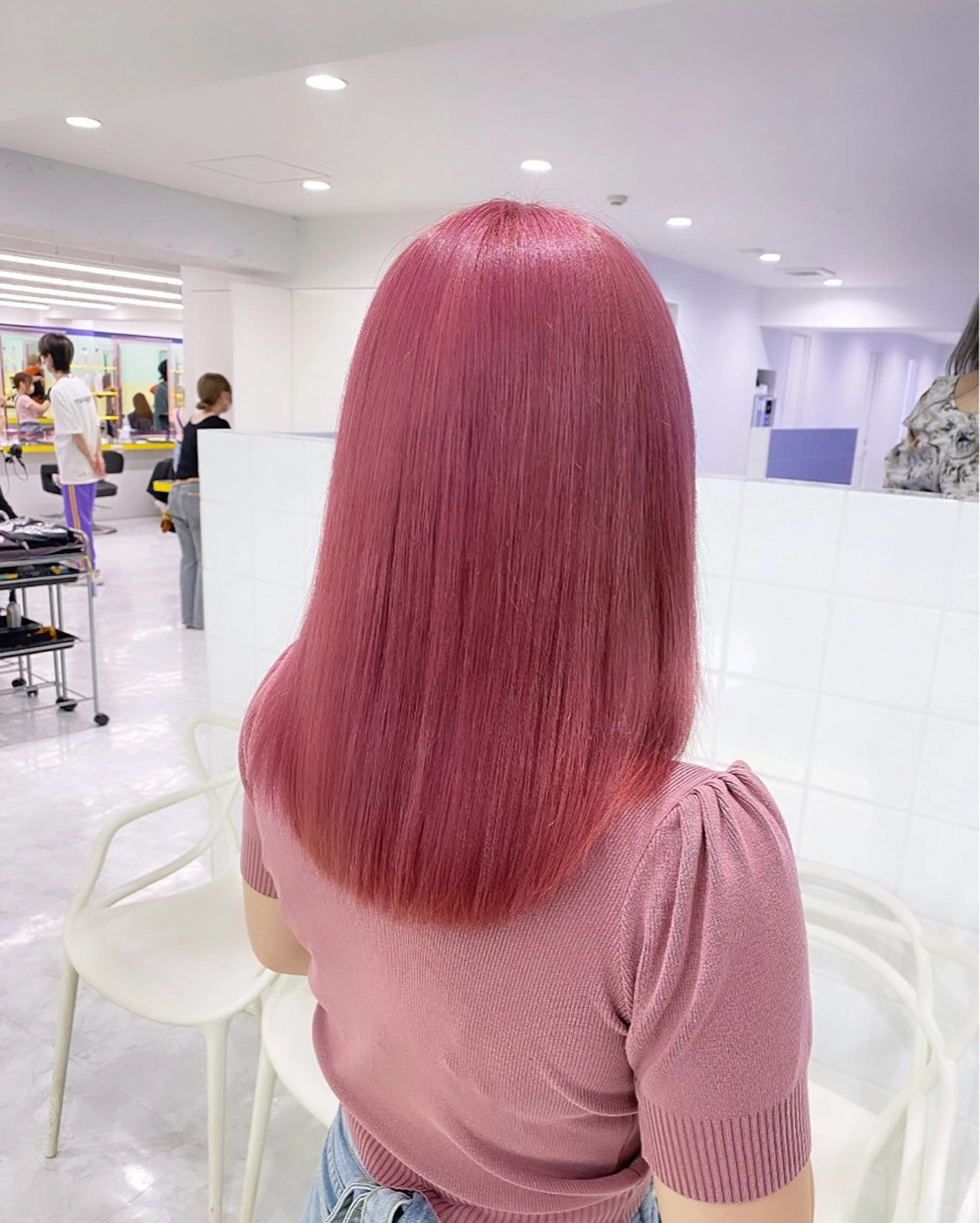 ロング カラー ハイトーンカラー 🦄レイヤーカットのヘアスタイル