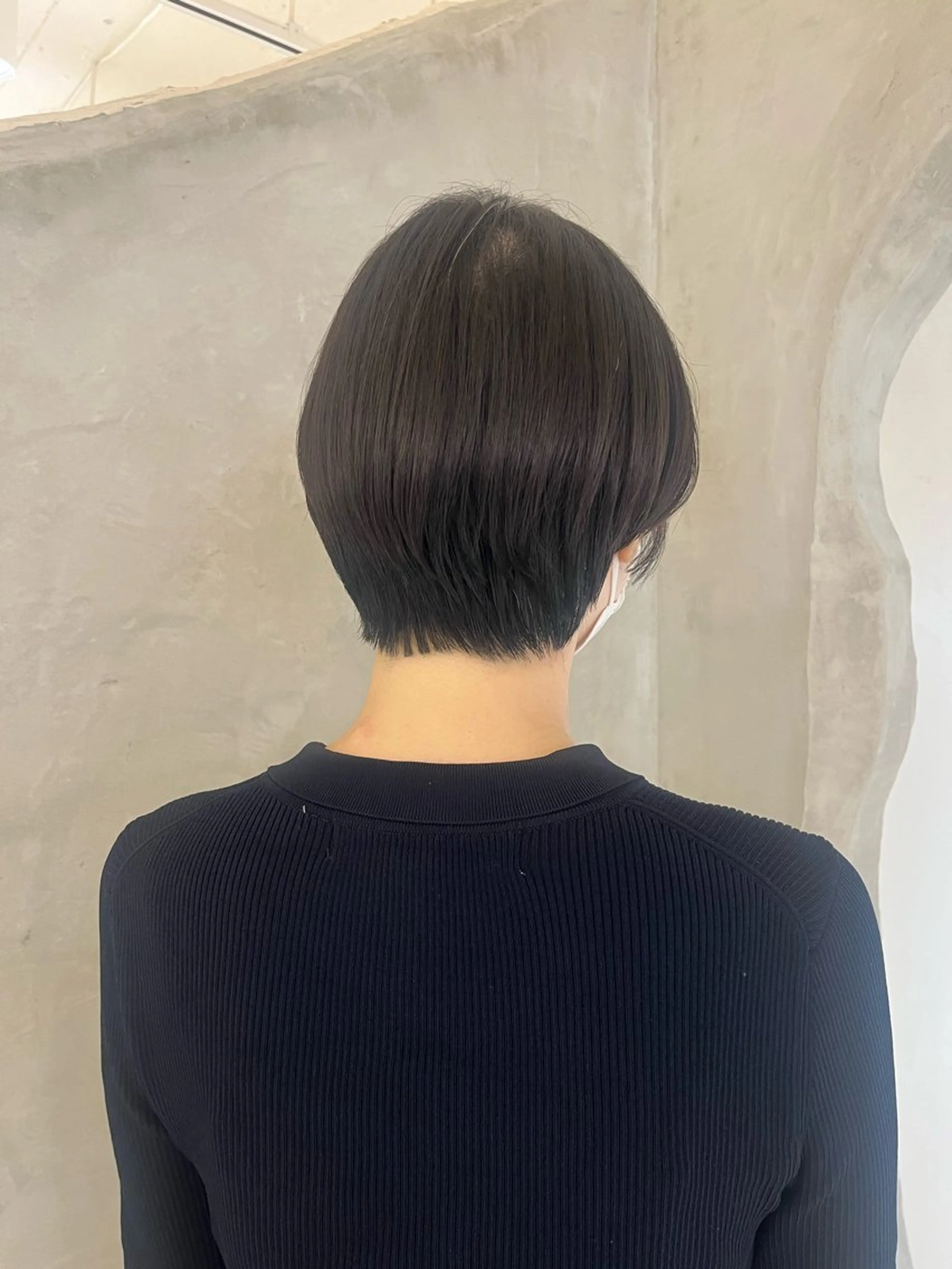 ショート effect横浜所属・切りっぱなしボブ/ 艶カラー/綾莉のヘアスタイル