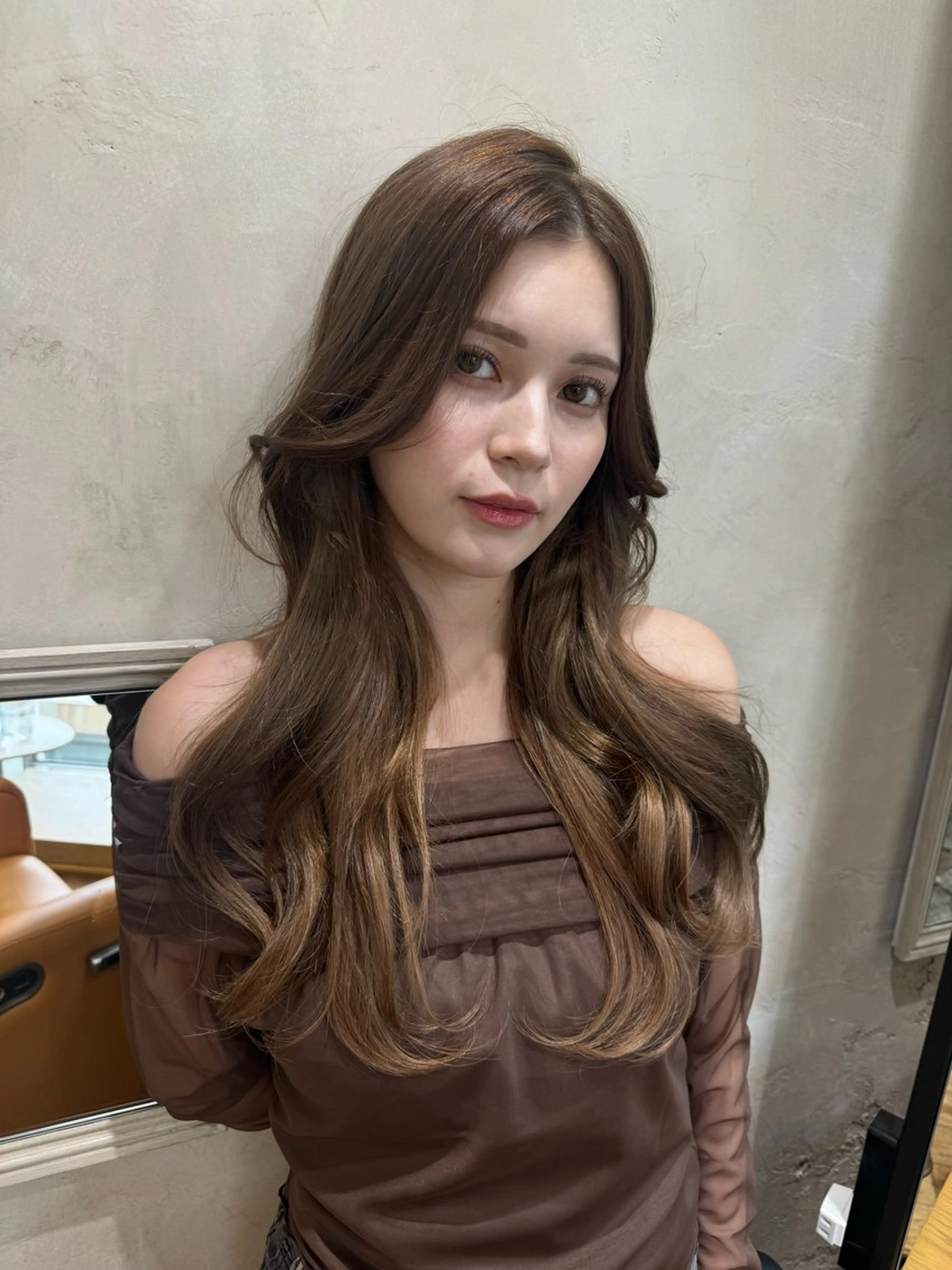 ロング トリートメント SAYAKA🩶 レイヤー韓国ヘア新宿のヘアスタイル