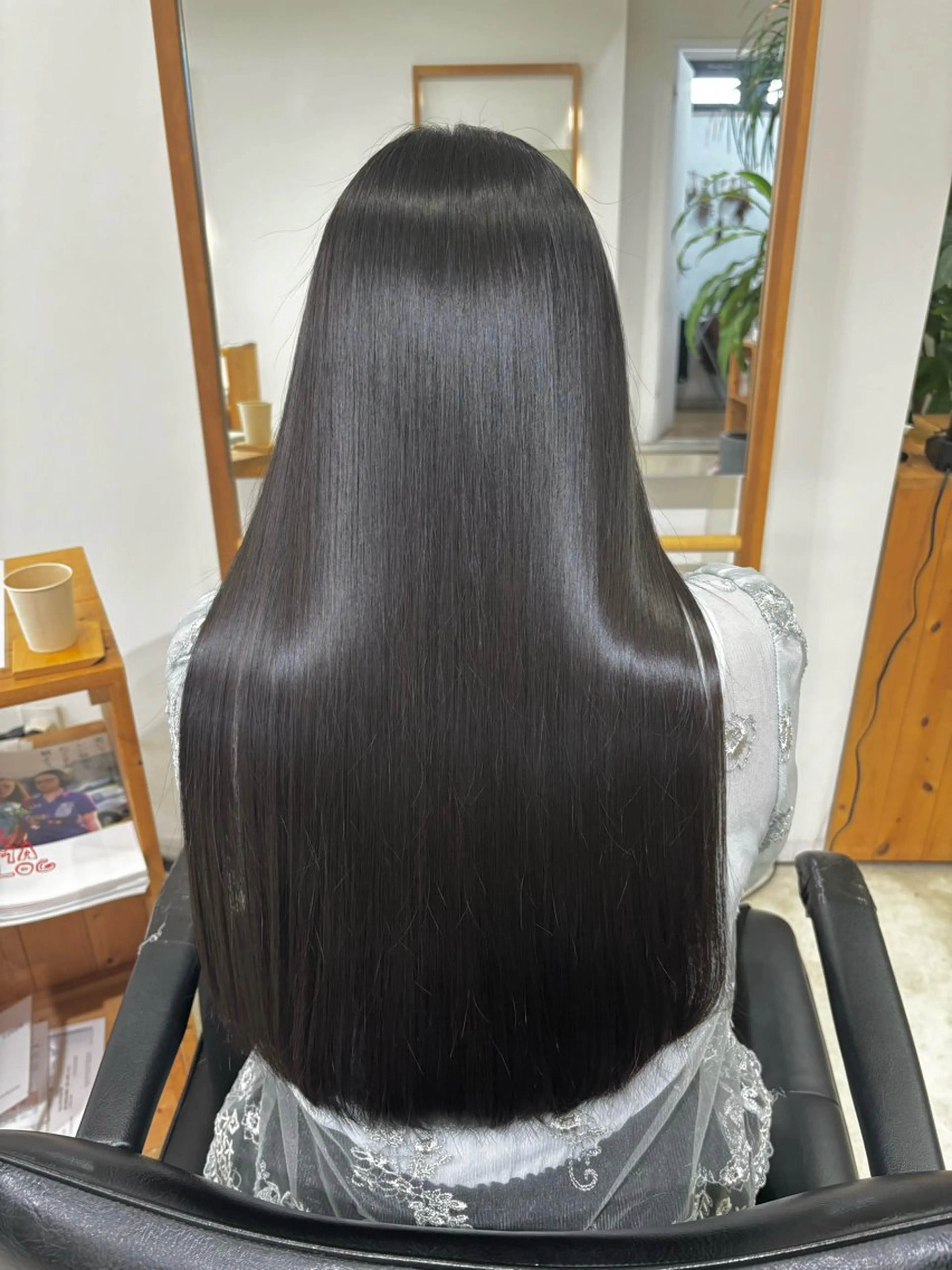ロング カラー カット ヘアカラー トリートメント hoNua. 栄/透明感カラーのヘアスタイル