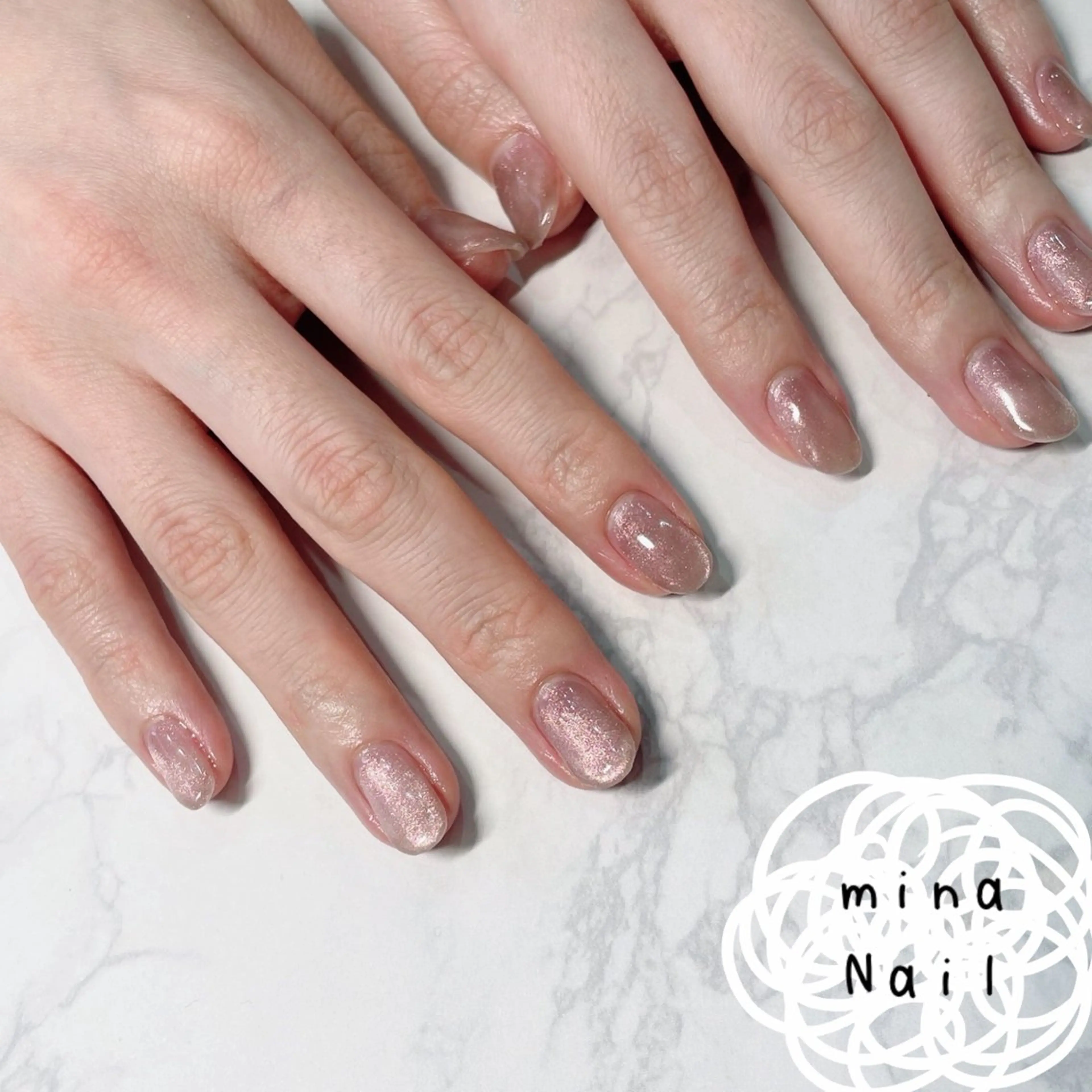 ネイル 氷ネイル・うるうるネイル マグネットネイル ワンカラーネイル mina Nailのネイルデザイン