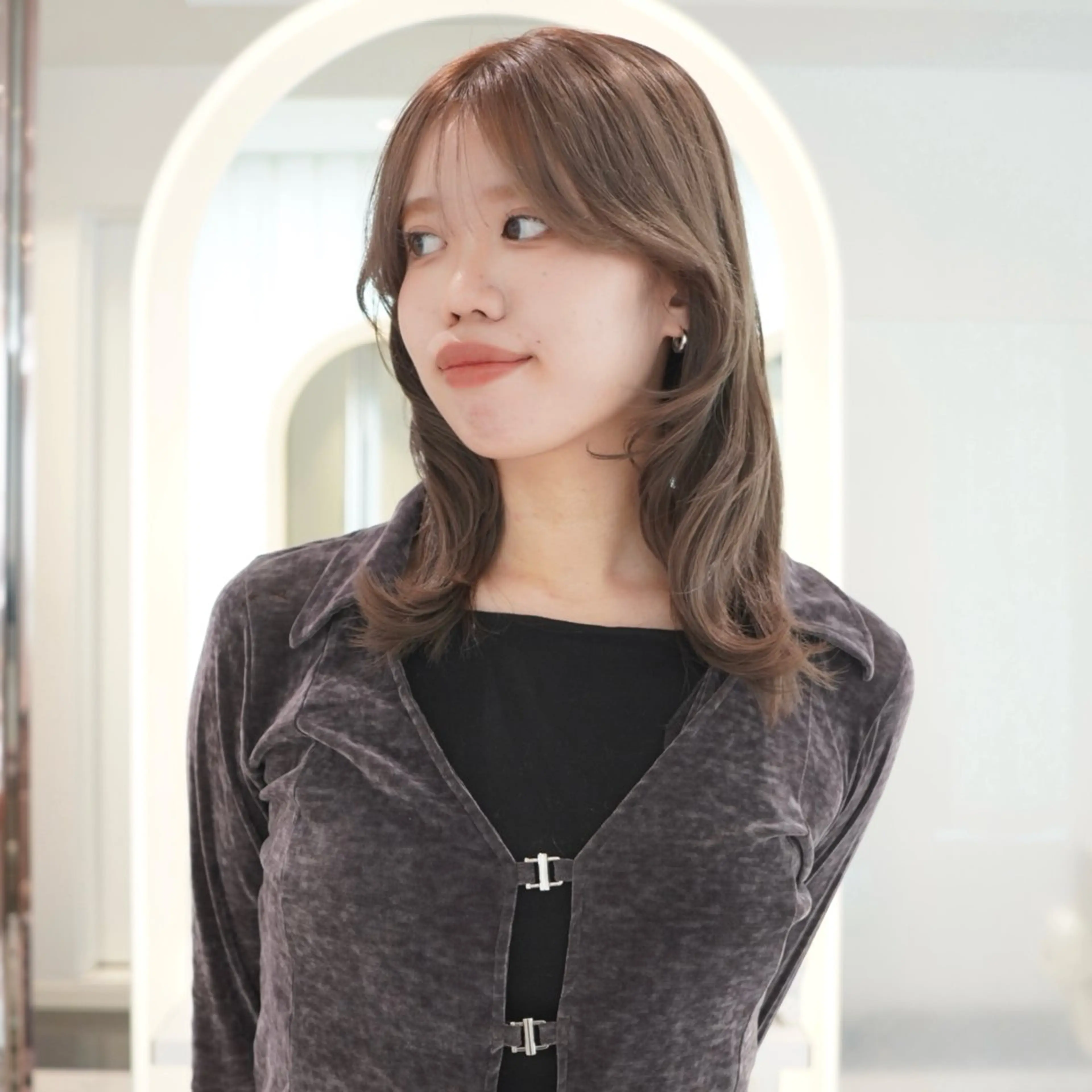 セミロング カラー 飯田 優花/カットモデルのヘアスタイル