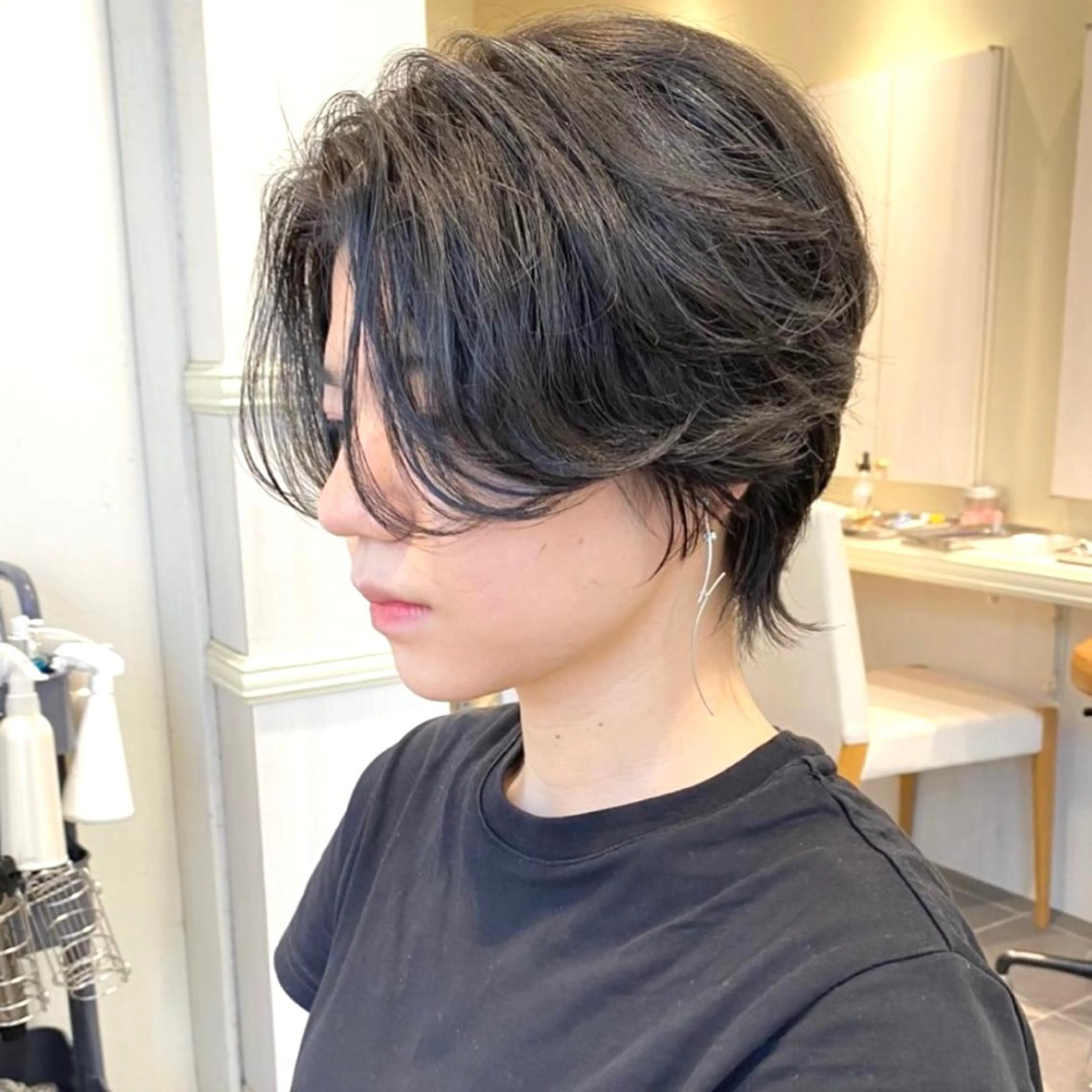 ミディアム カラー ブリーチ グレージュ ハイライトカラー シルバー ボブ ✨BASSA 【高田馬場】✨のヘアスタイル