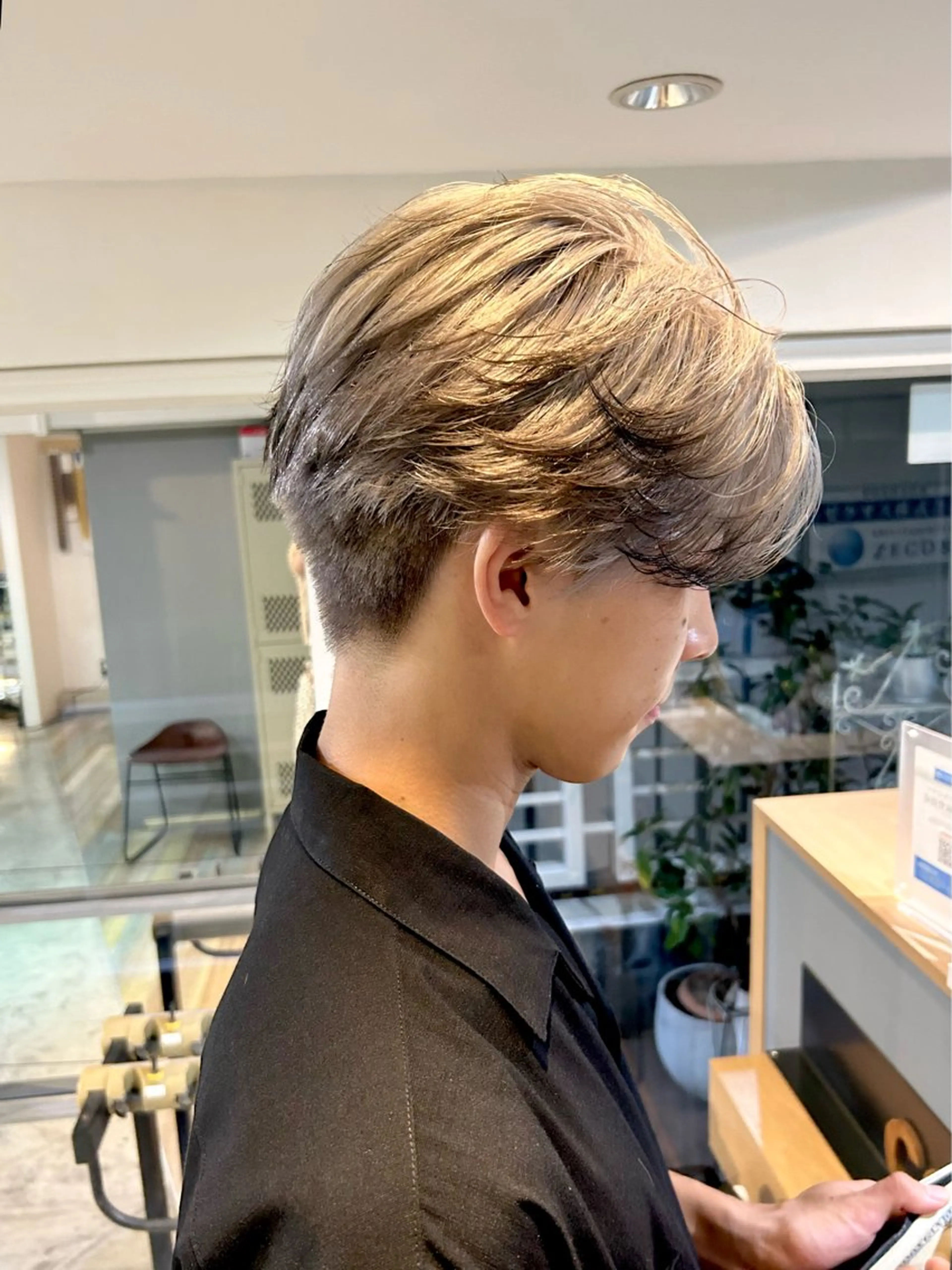 ショート カット ヘアカラー 🍓指名No.1ハイ トーン🍓日向花🍓のヘアスタイル