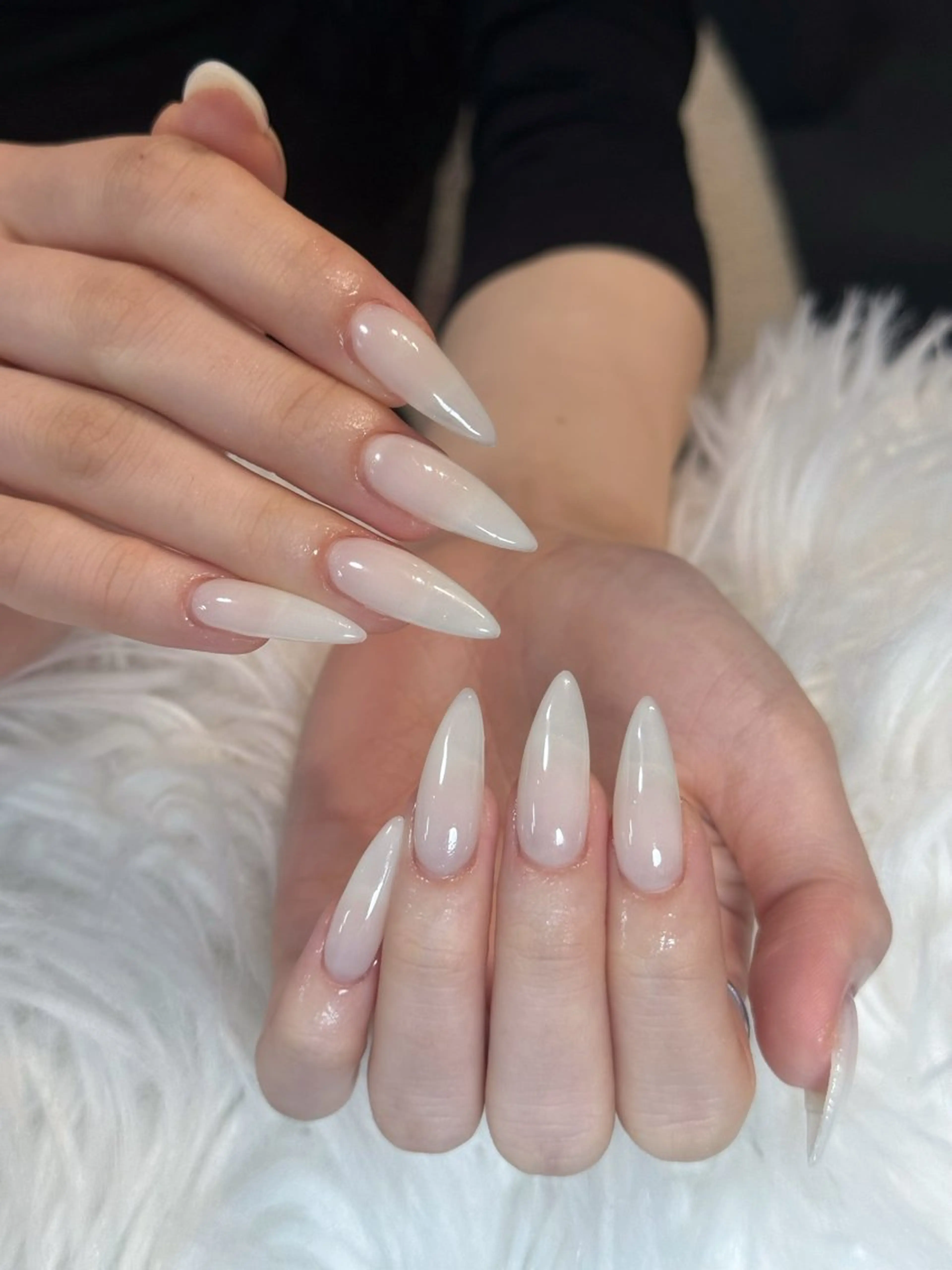 ネイル ボルドー ブラウン チークネイル ドット フットネイル ハンドネイル Julli nail studio所属・Julli NailStudioのネイルデザイン