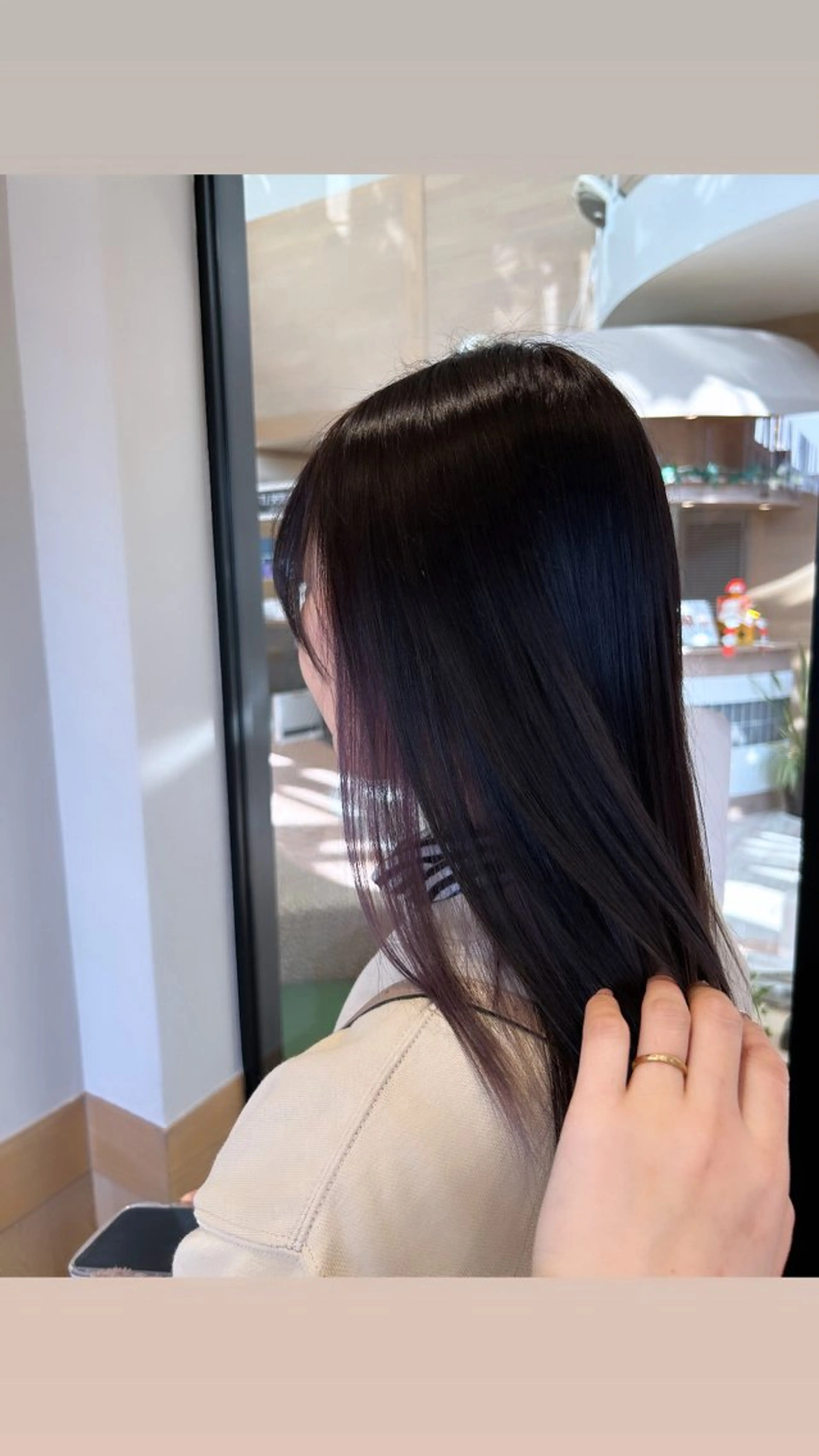 カラー 津田 七美希のヘアスタイル