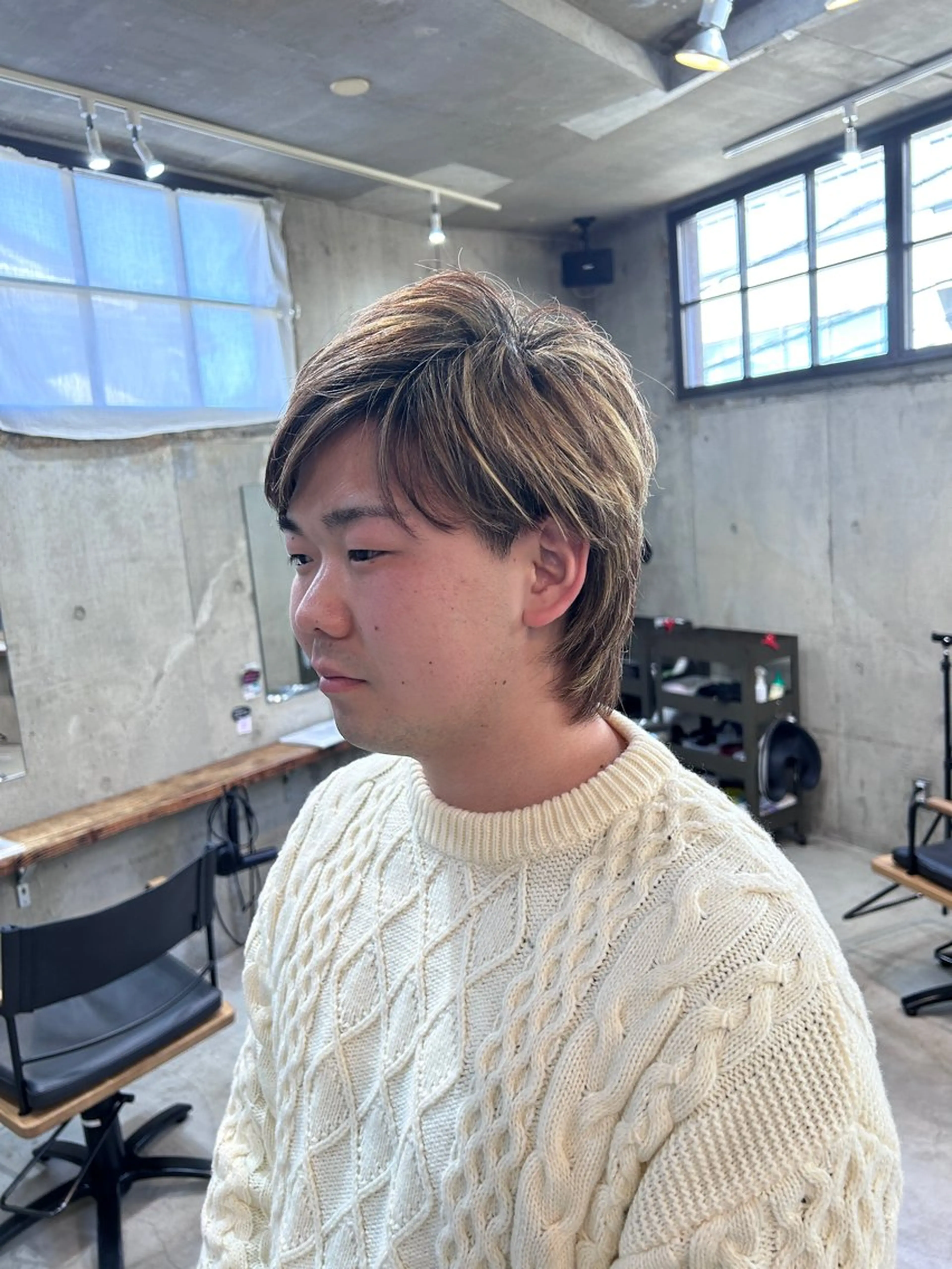 ショート カラー メンズ メンズブリーチ メンズハイライト メンズメッシュ ブリーチ ブラウンカラー メンズパーマ ジンのヘアスタイル