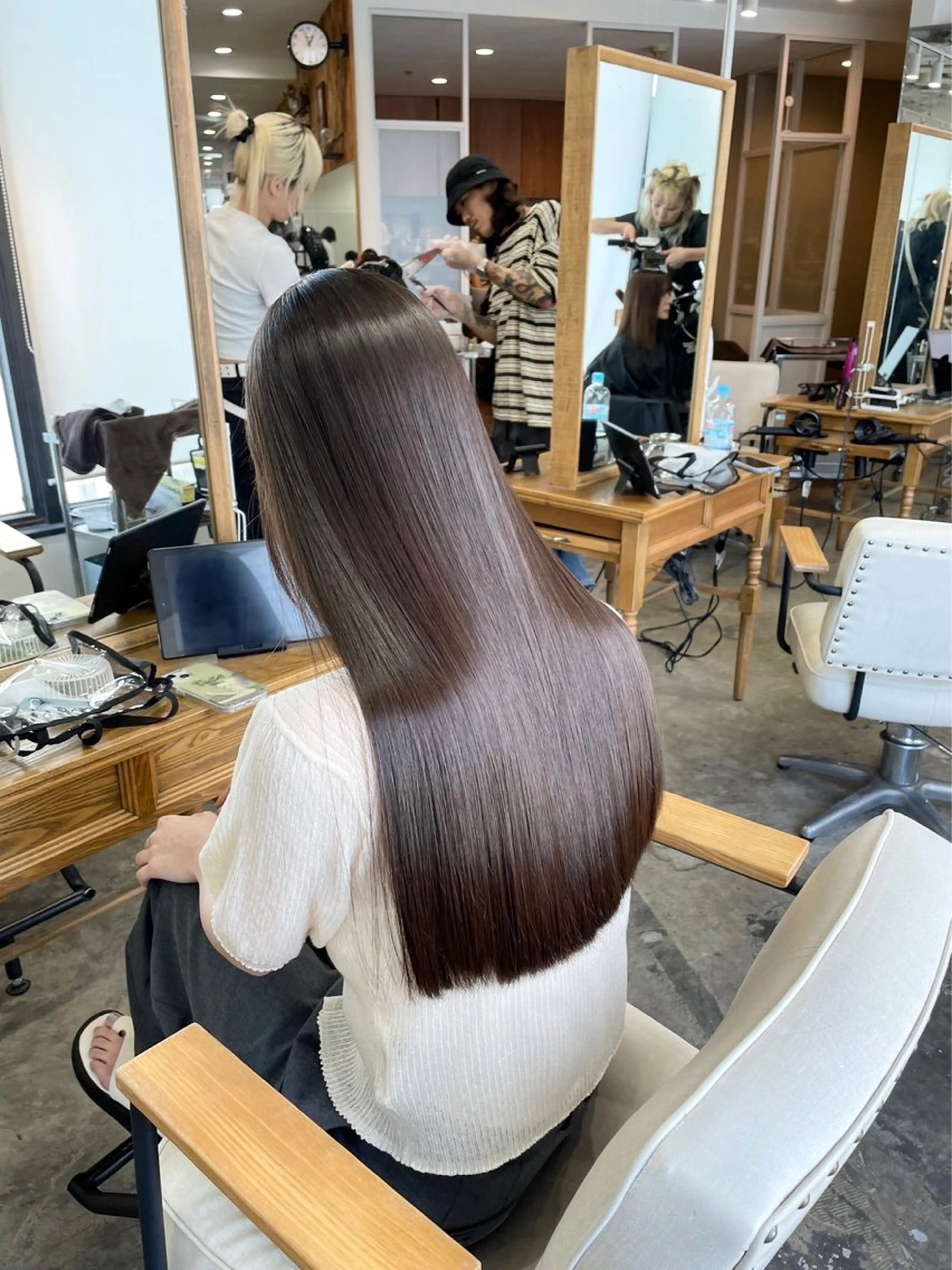 セミロング ブリーチ୨୧大阪梅田 タカシマリナ♡のヘアスタイル
