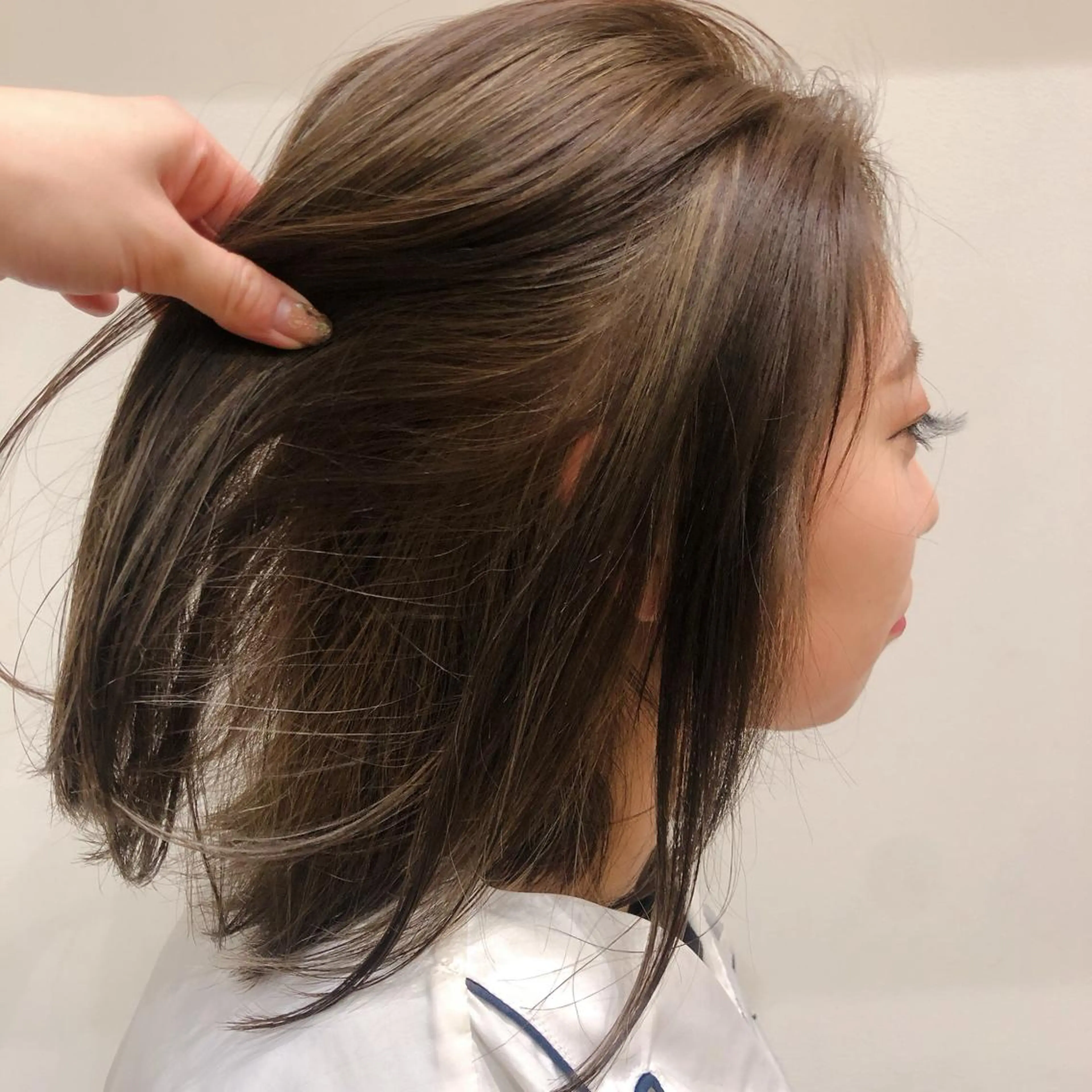 カラー ハイライトカラー 落合　眺 (オチアイ　ノゾミ)のヘアスタイル