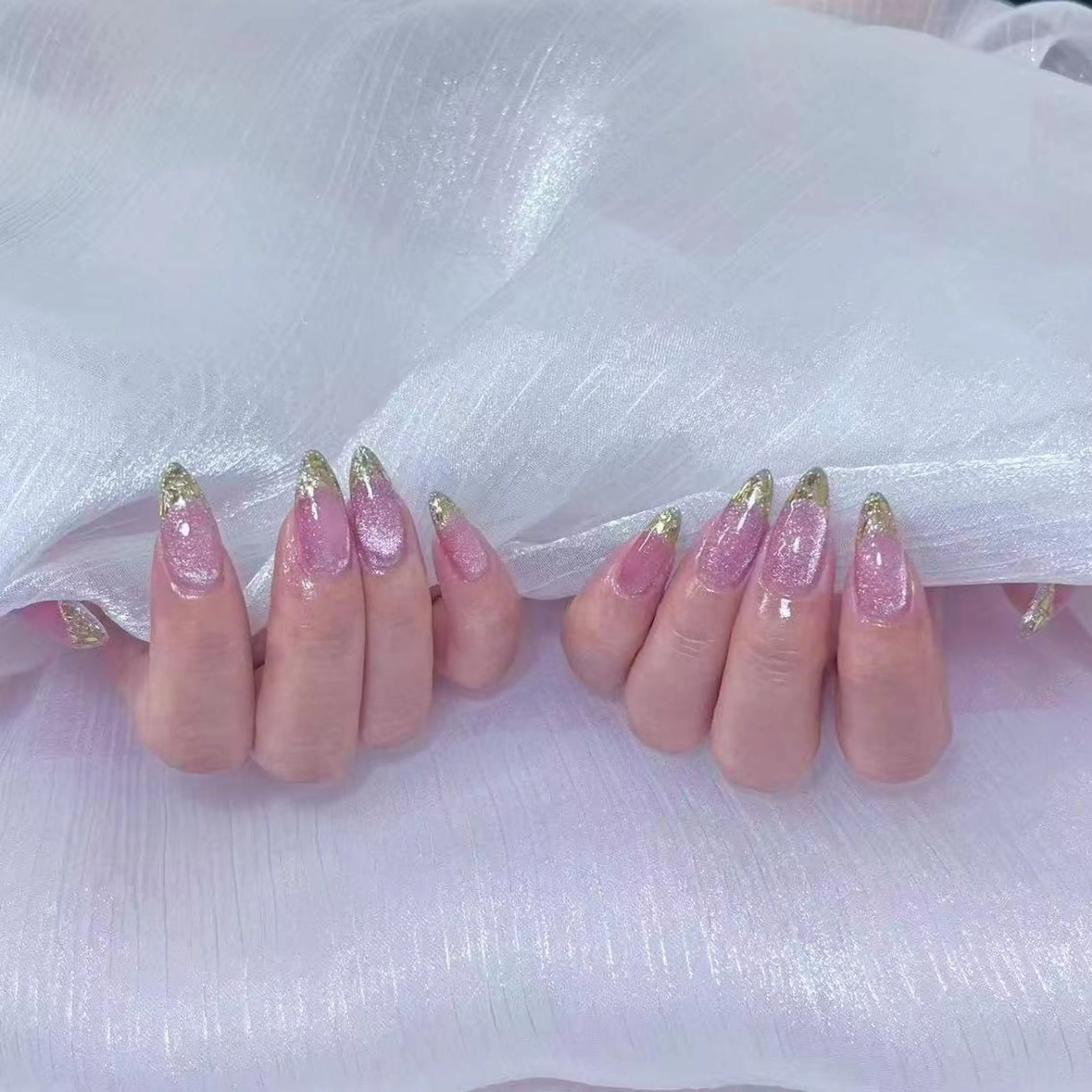 ショート 韓国風ヘア ショートヘア RINA 🎨のネイルデザイン