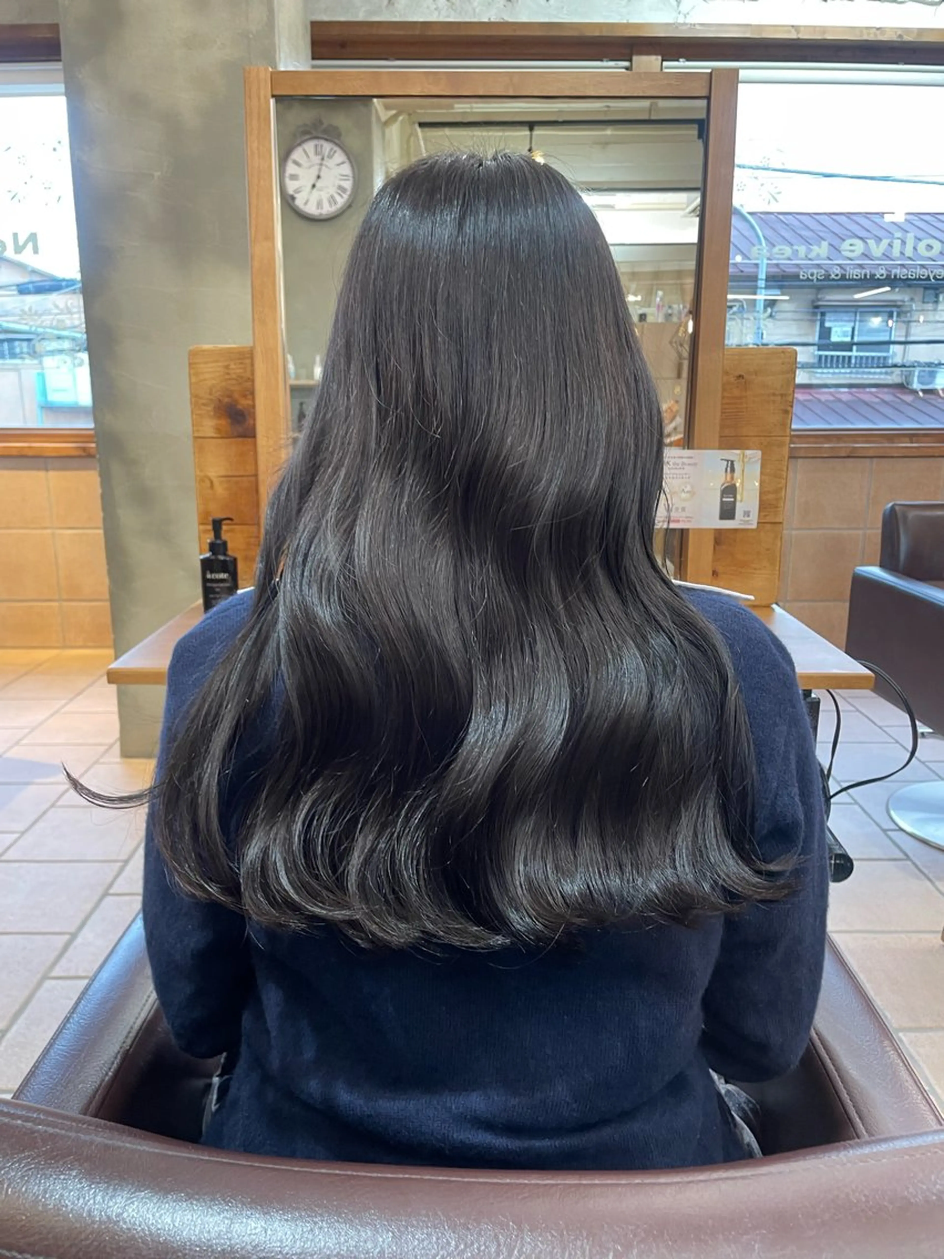 ロング カラー 透明感カラー 石上 遥楓のヘアスタイル