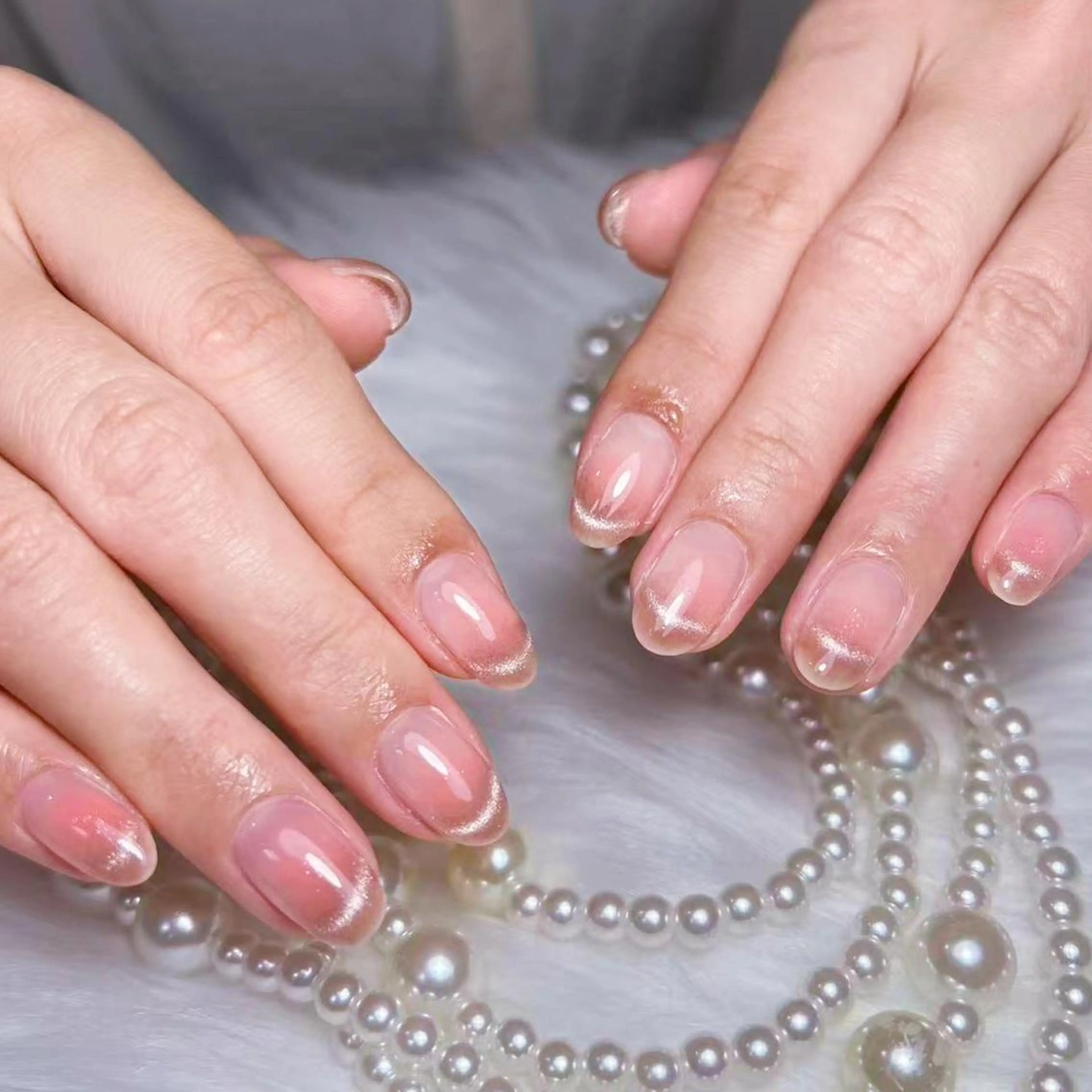 ネイル アートネイル オーロラネイル ガーリー キラキラネイル 韓国ネイル Nail Monsterのネイルデザイン