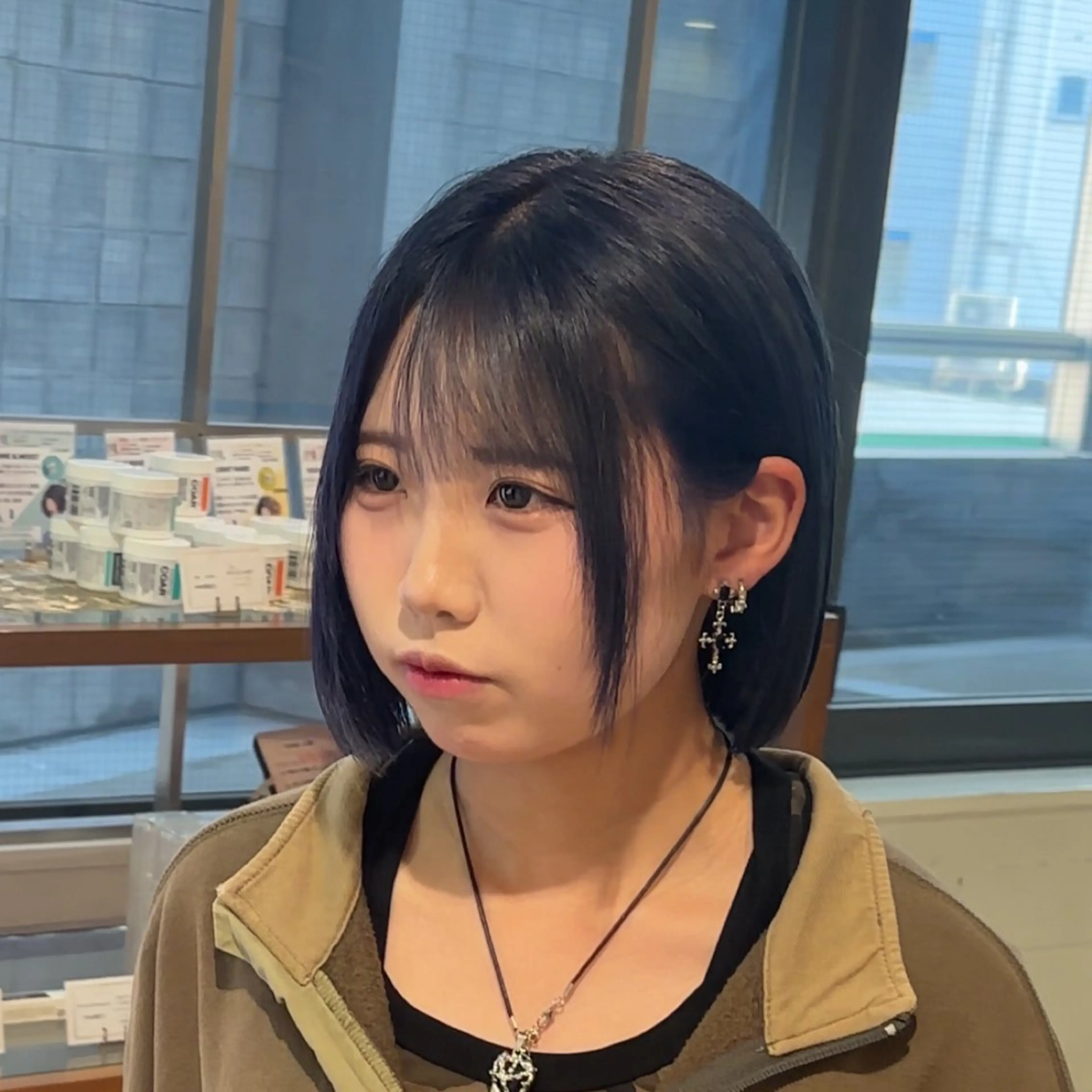 ショート カラー ✨ケアブリーチカラー ✨️透明感カラーのヘアスタイル