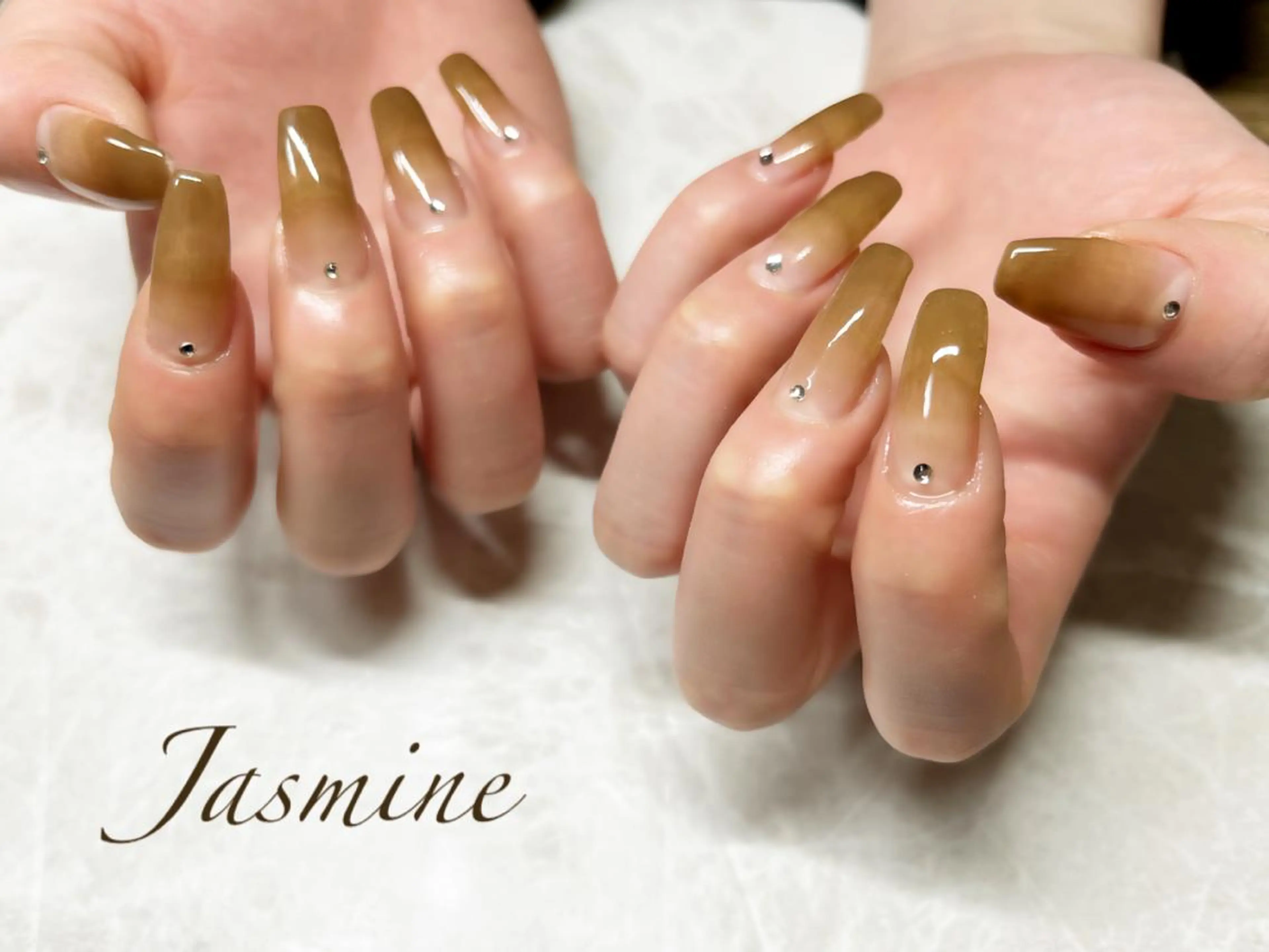 ネイル ハンドネイル Jasmine 林のネイルデザイン