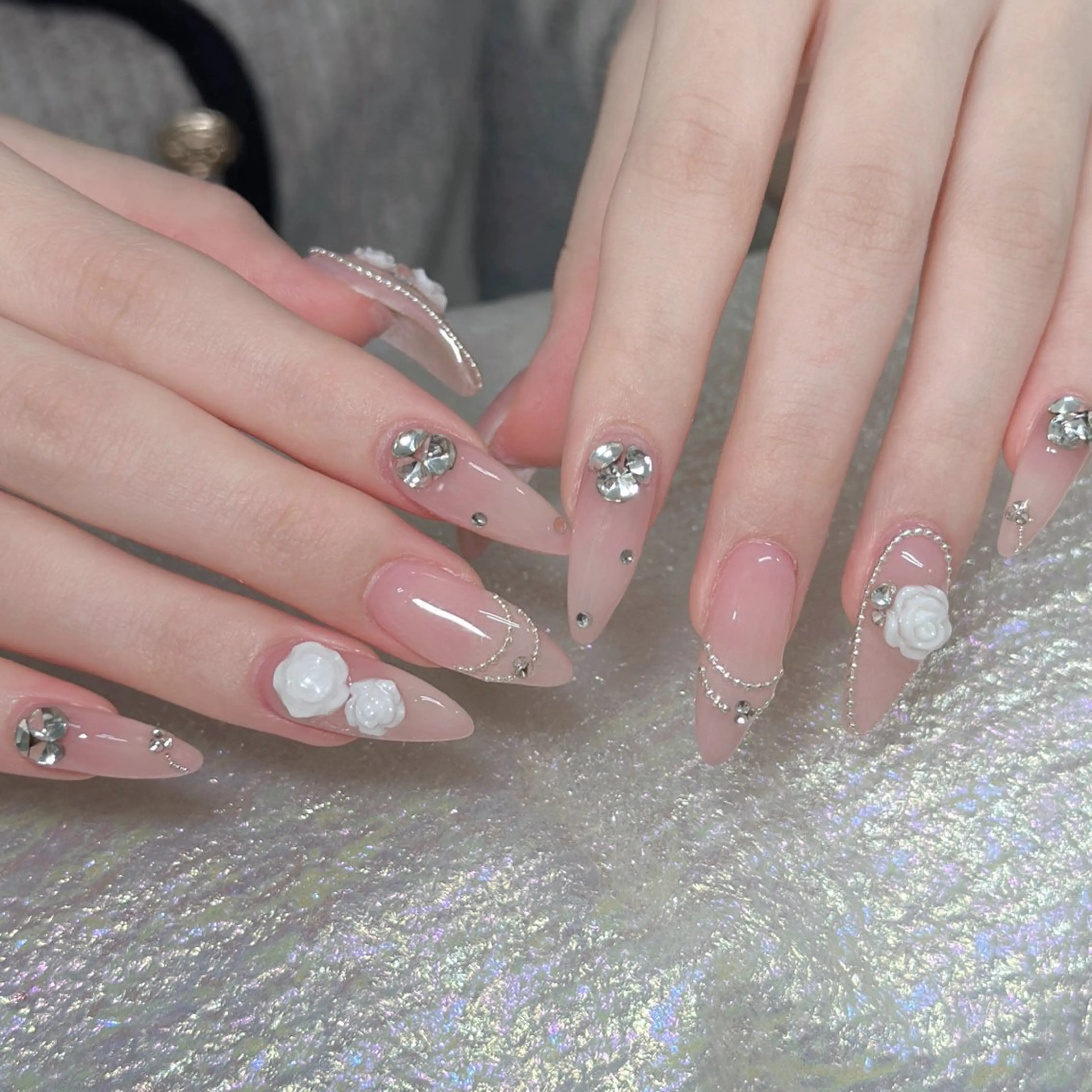 ネイル ハンドネイル Queens 榊 まおのネイルデザイン