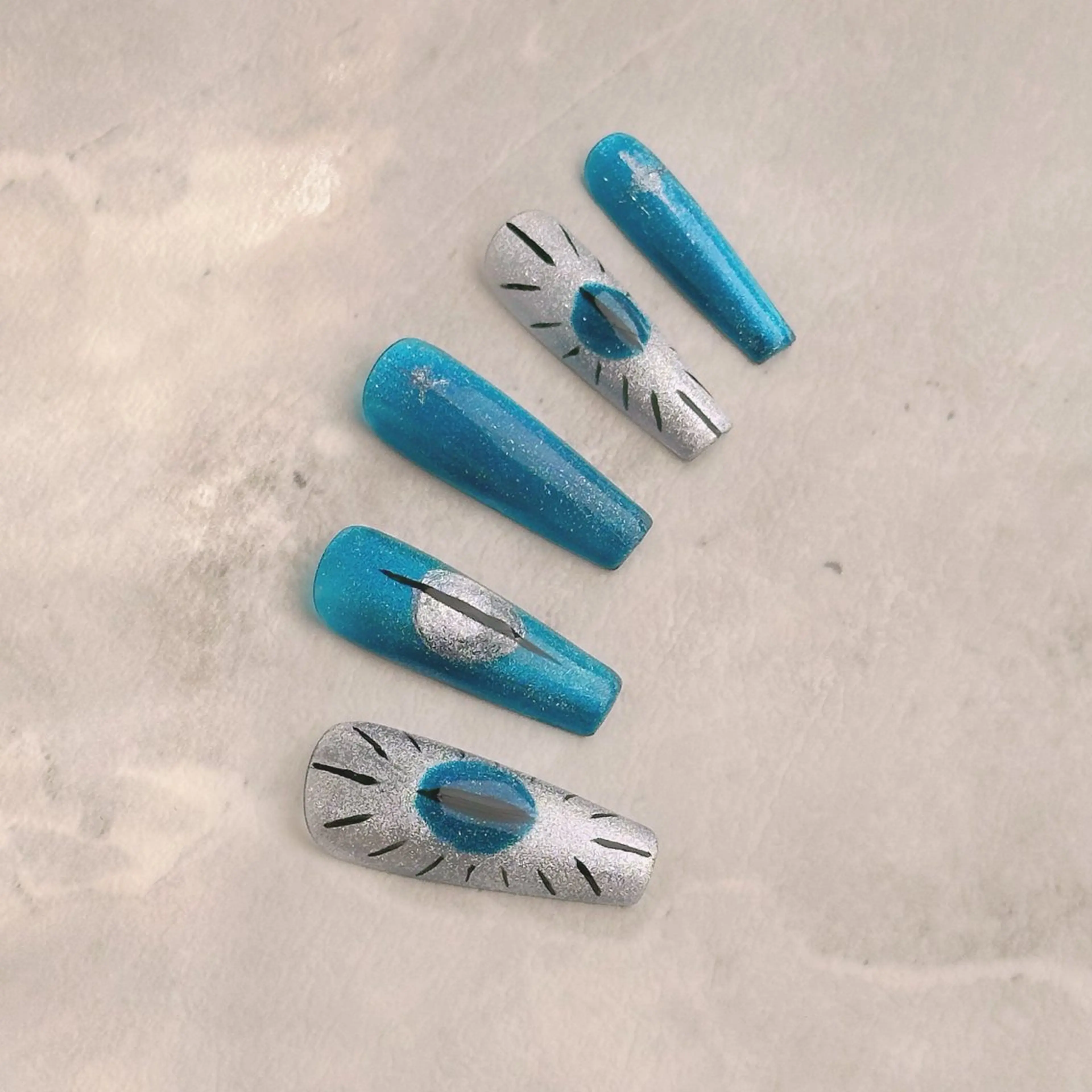 ネイル Y&M NAIL所属・樺井 アオイのネイルデザイン