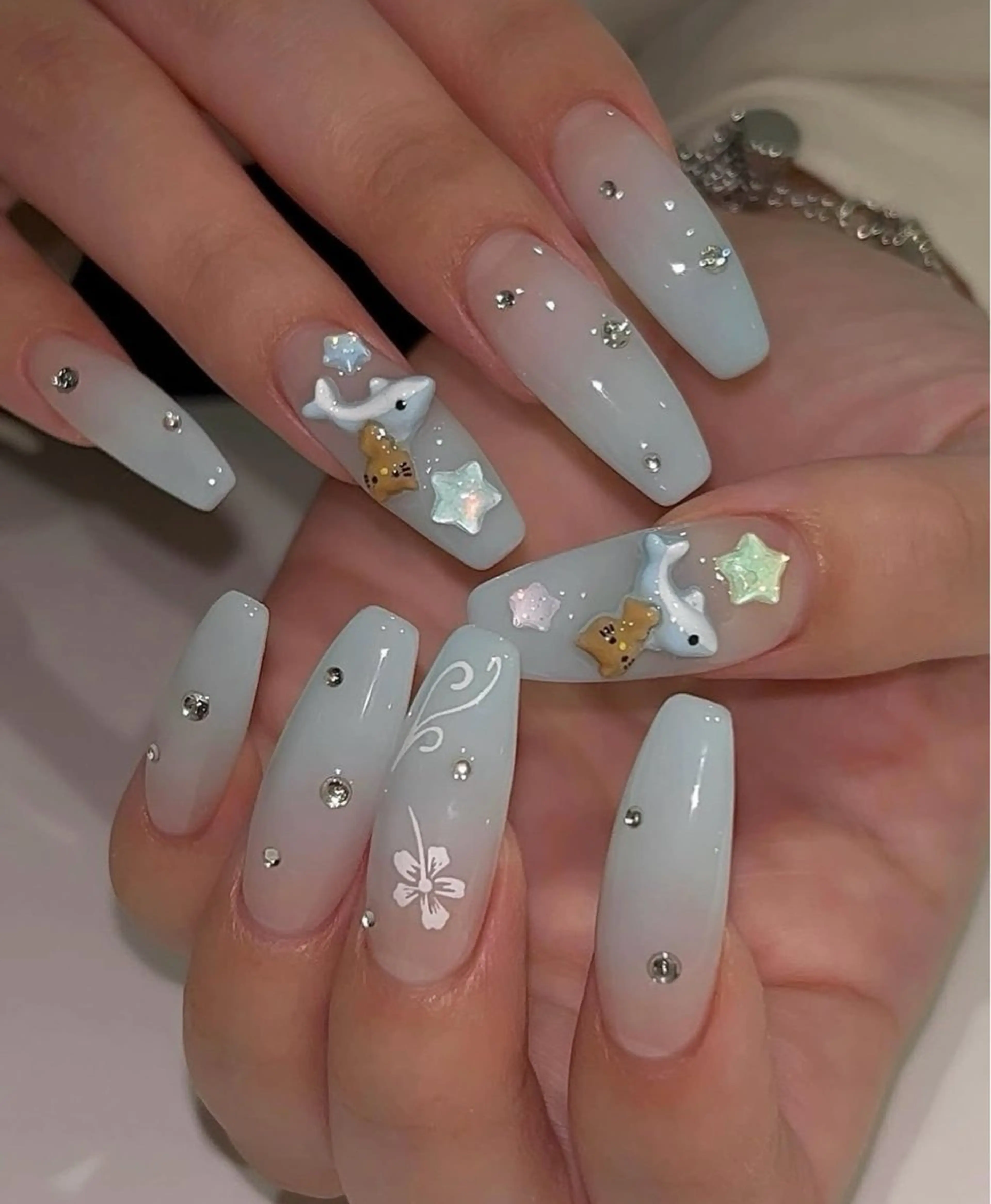 ネイル ハンドネイル BERA NAILSのネイルデザイン