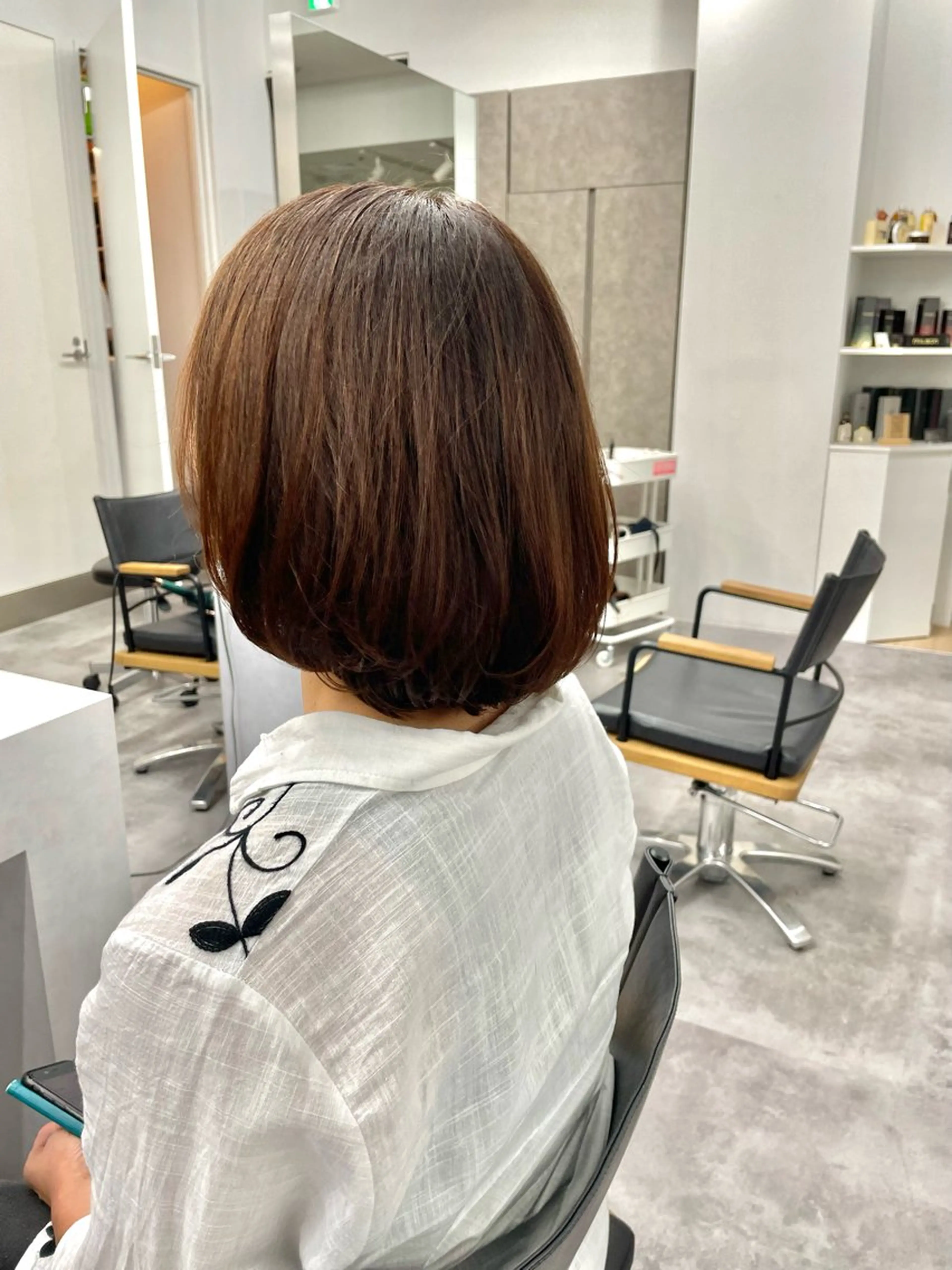ミディアム カラー パーマ ミディアムパーマ 🫧コウノ ミナ🫧のヘアスタイル