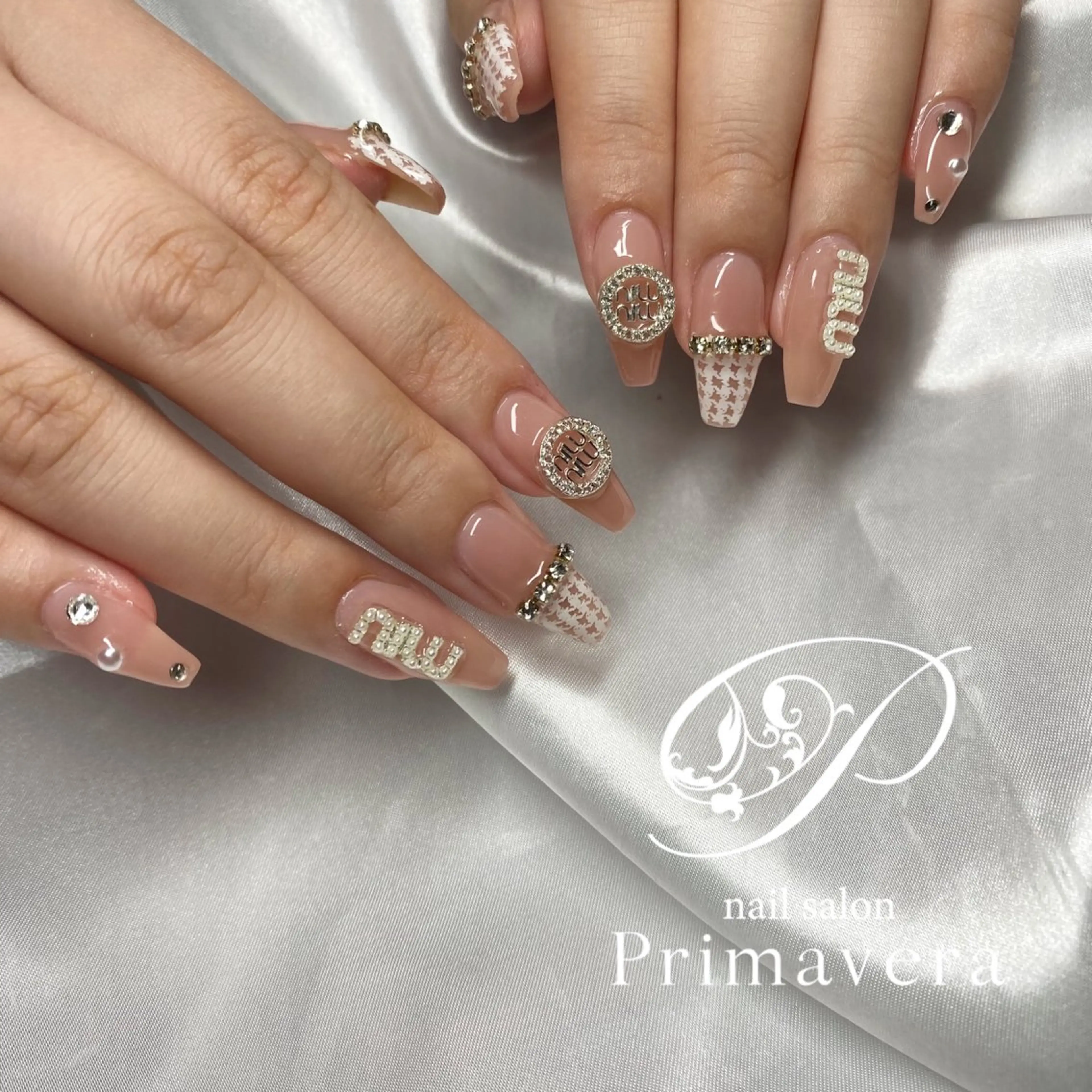 ネイル ハンドネイル primavera ワンホン系/ちゅるんのネイルデザイン