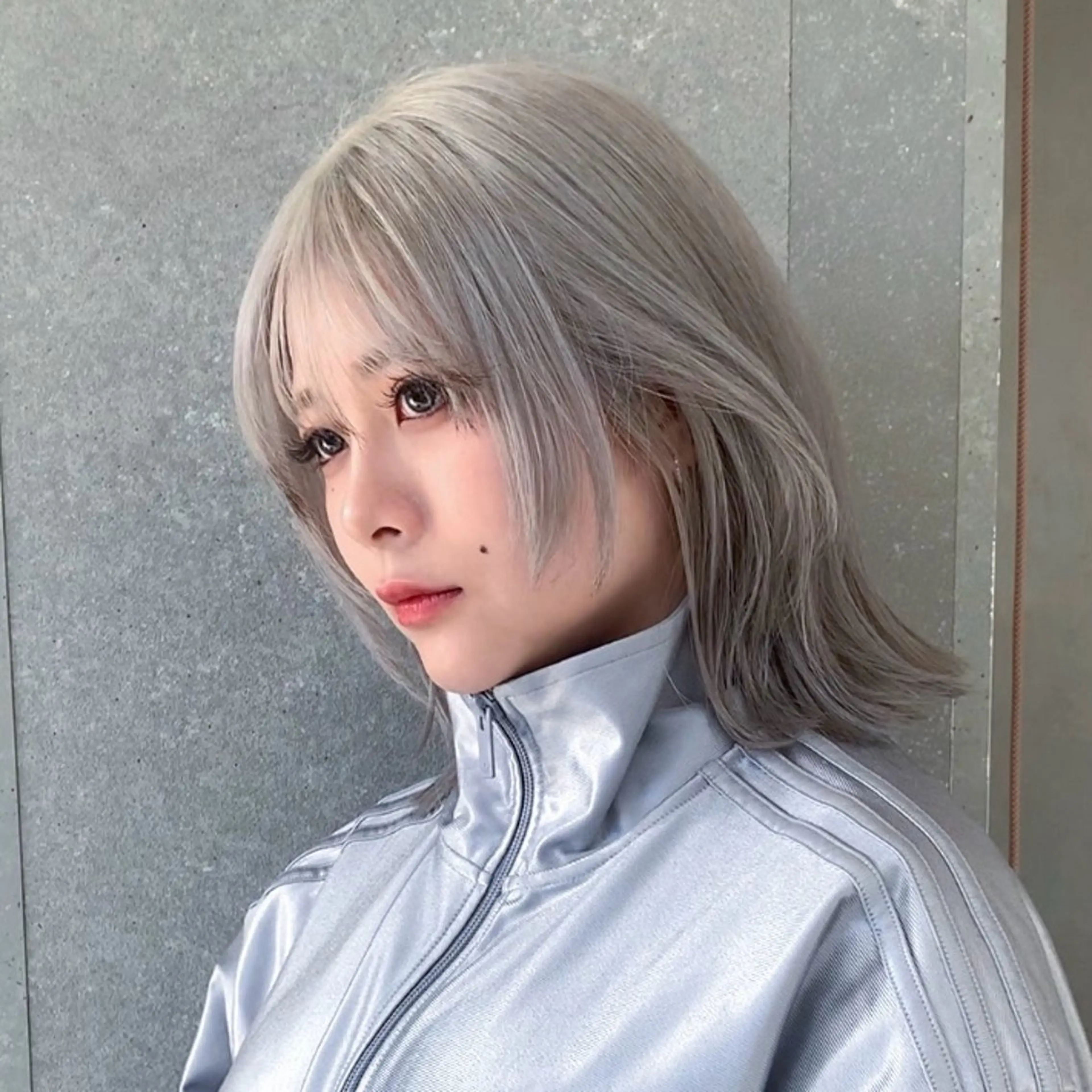 ショート 切りっぱなしボブ 前下がりボブ ショートボブ ボブ 顔周りカット カット トリートメント 伊 杏のヘアスタイル