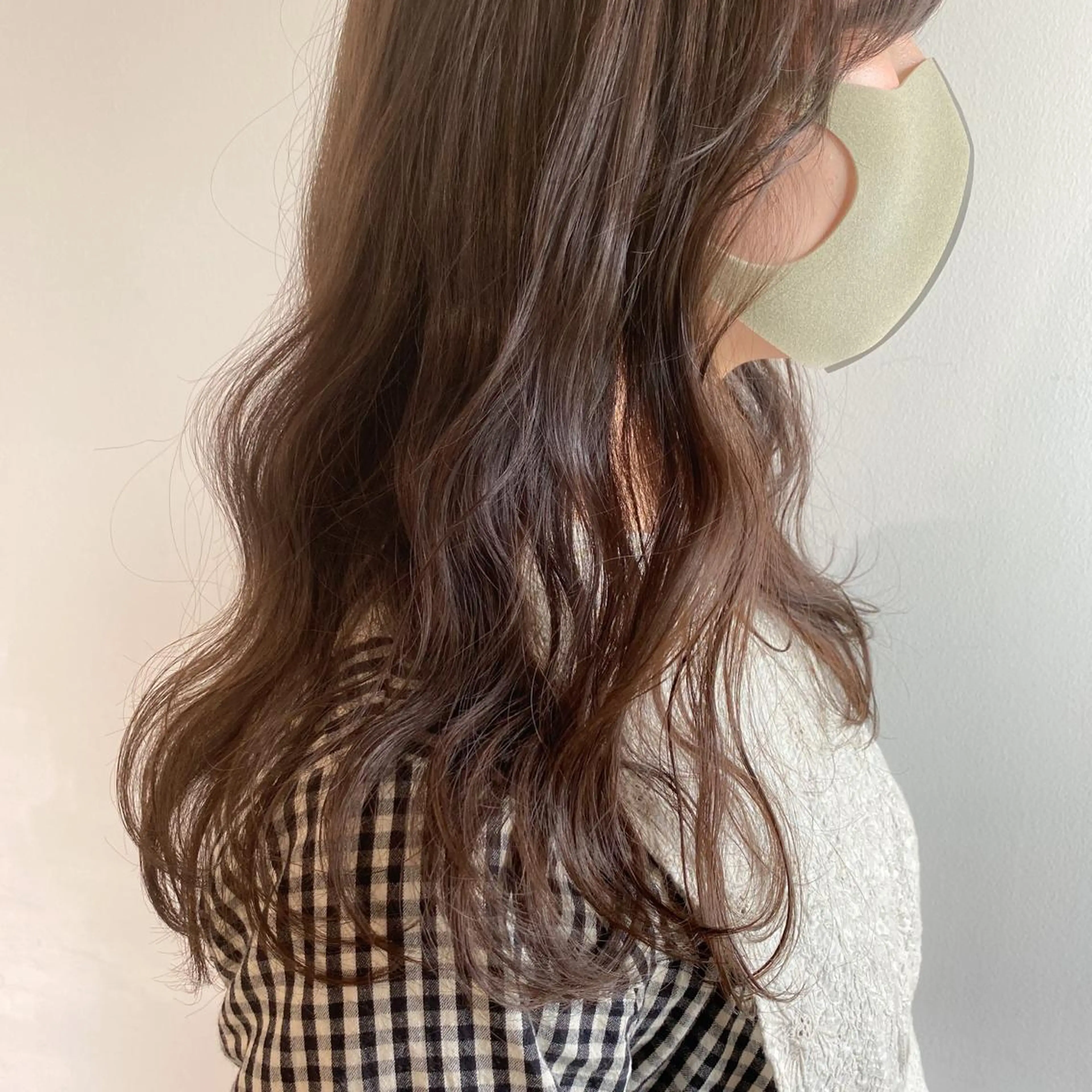 ミディアム カラー ヘアカラー トリートメント 🌼透明感艶カラー オリーブ🌼河村咲のヘアスタイル