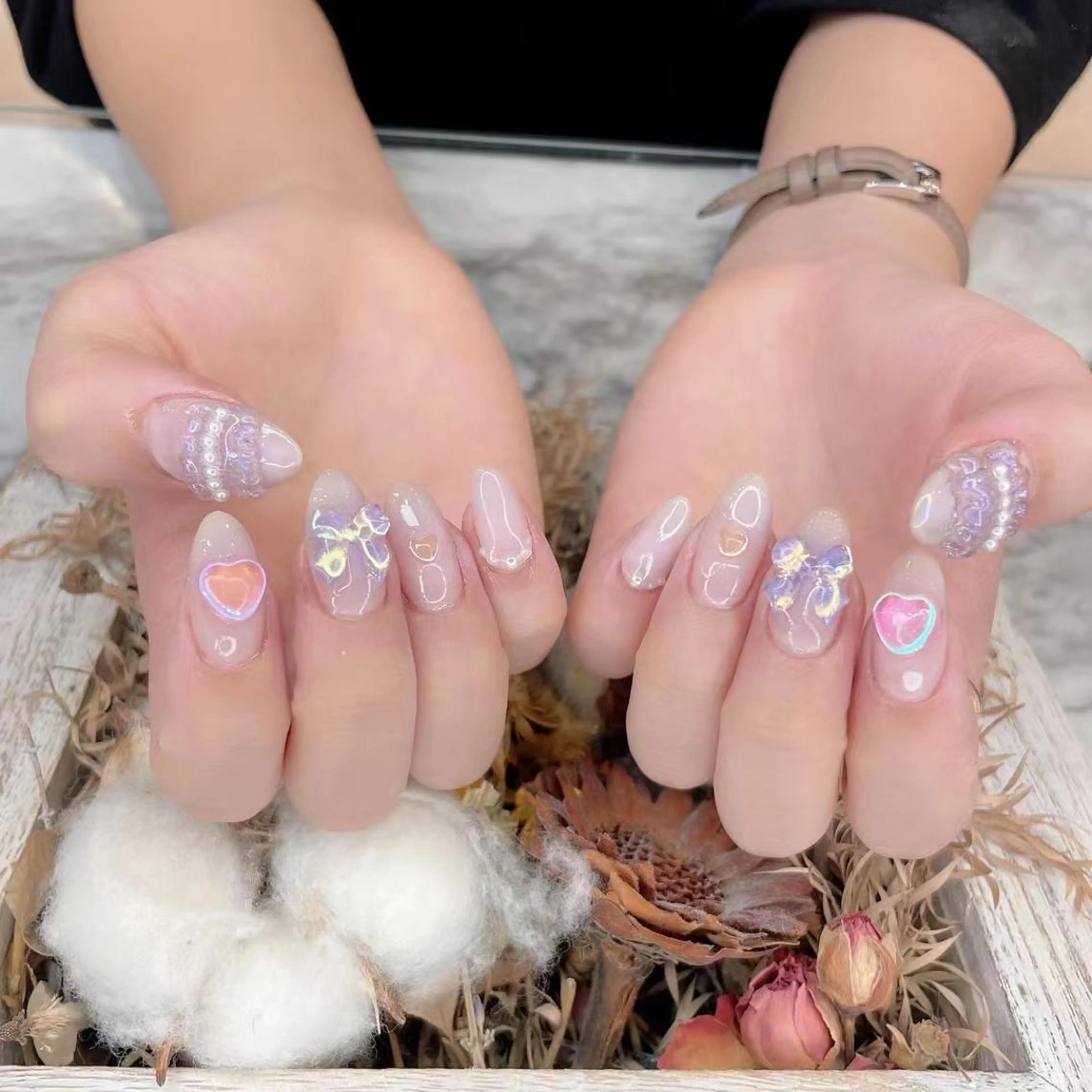 ネイル オーロラネイル ハート 氷ネイル・うるうるネイル リボン Babarla Nailのネイルデザイン