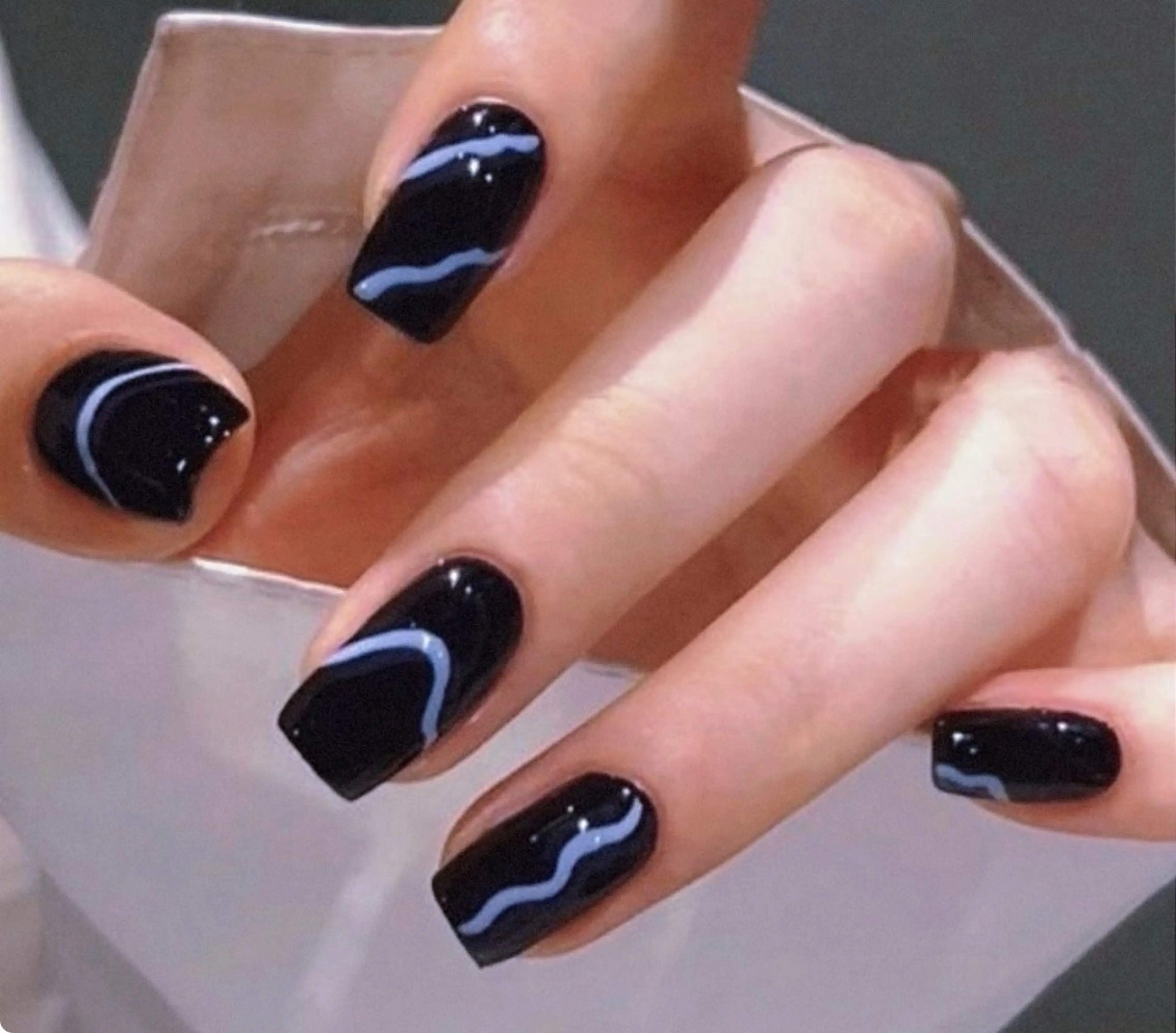 ネイル ハンドネイル ☁️Yun nail KiKi☁️のネイルデザイン