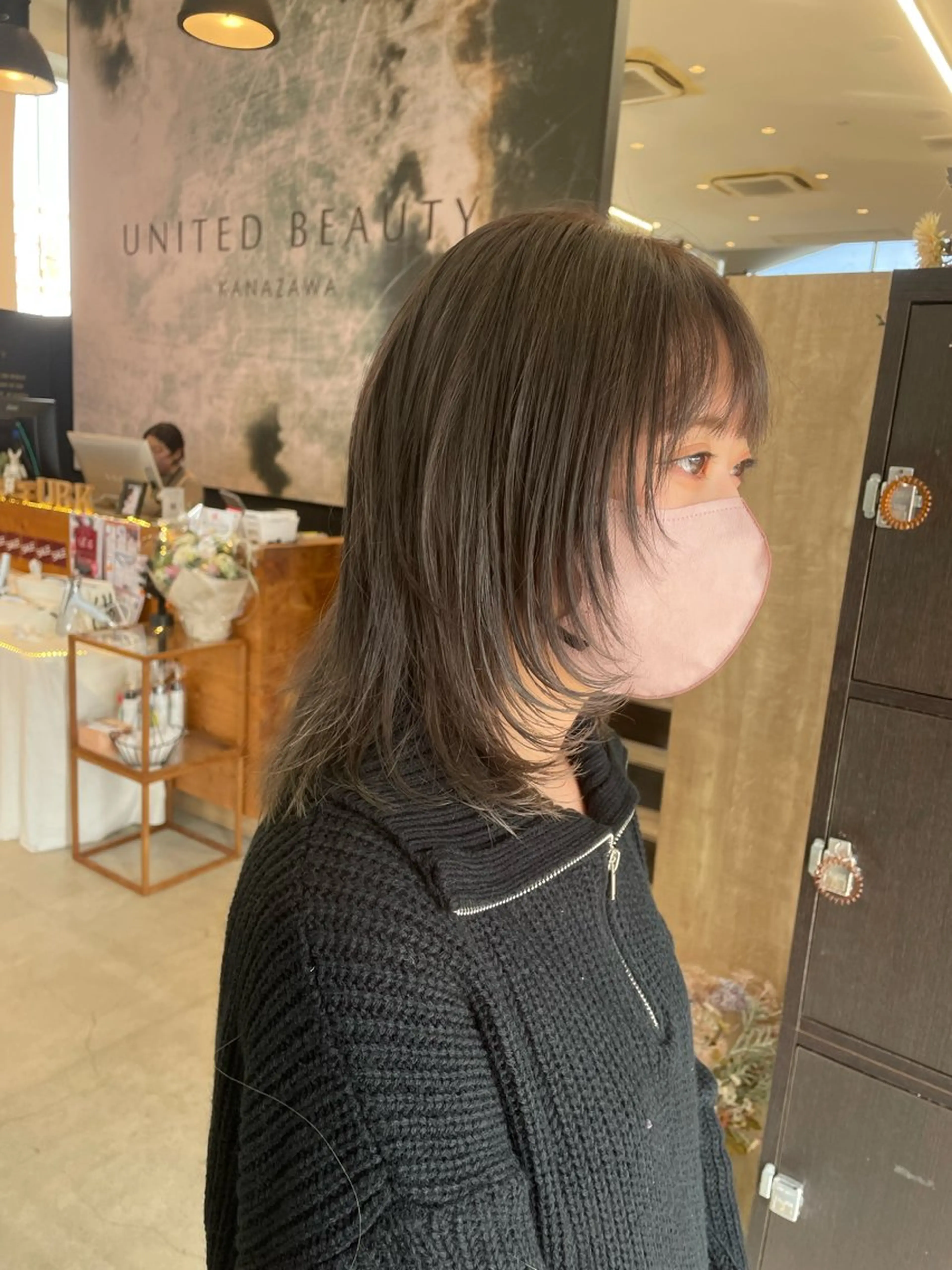 ミディアム ハイレイヤー レイヤーカット カット ヘアカラー テラダ ユウシンのヘアスタイル