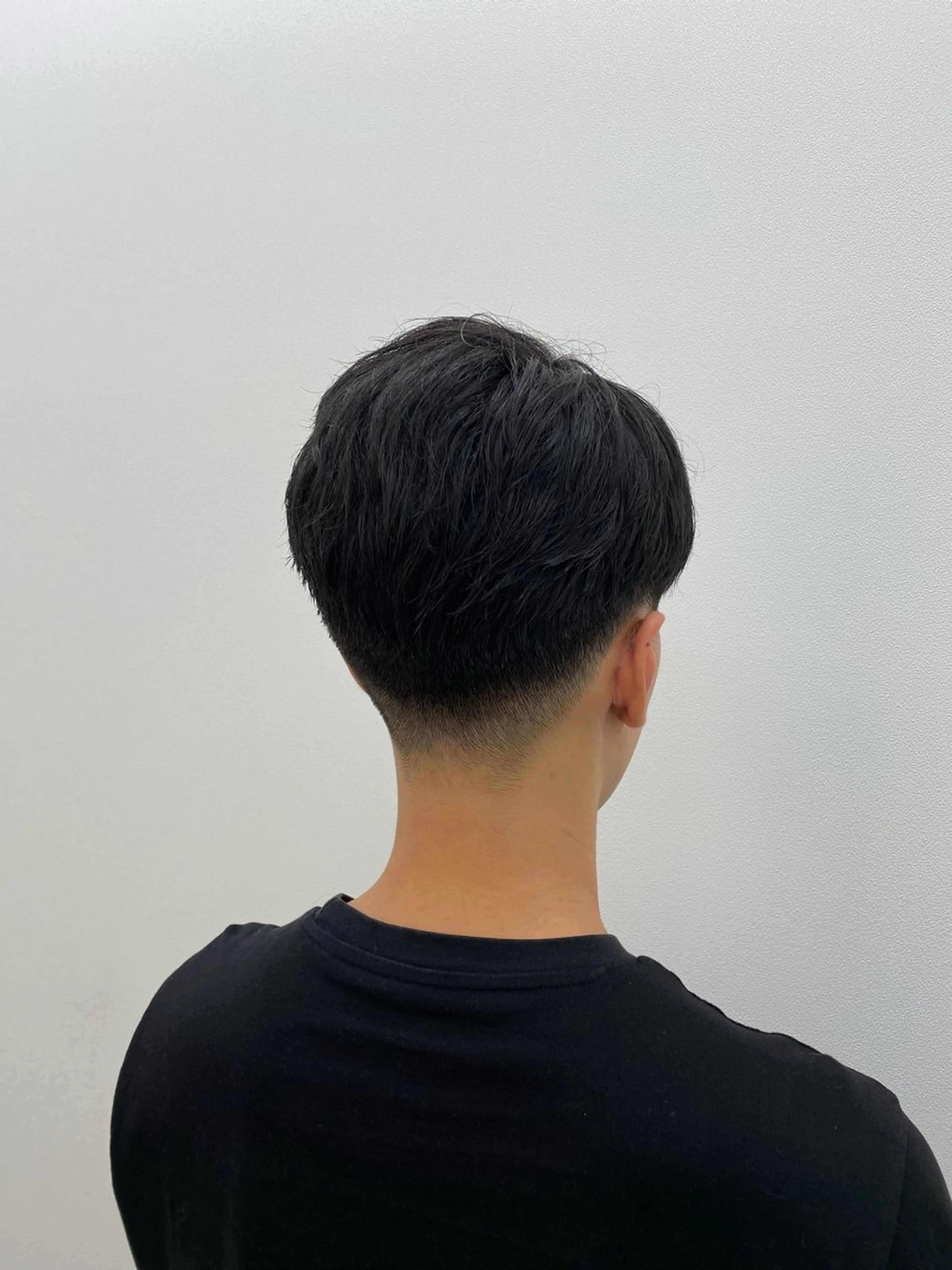 ショート メンズ 刈り上げ カット 小川 凜華のヘアスタイル