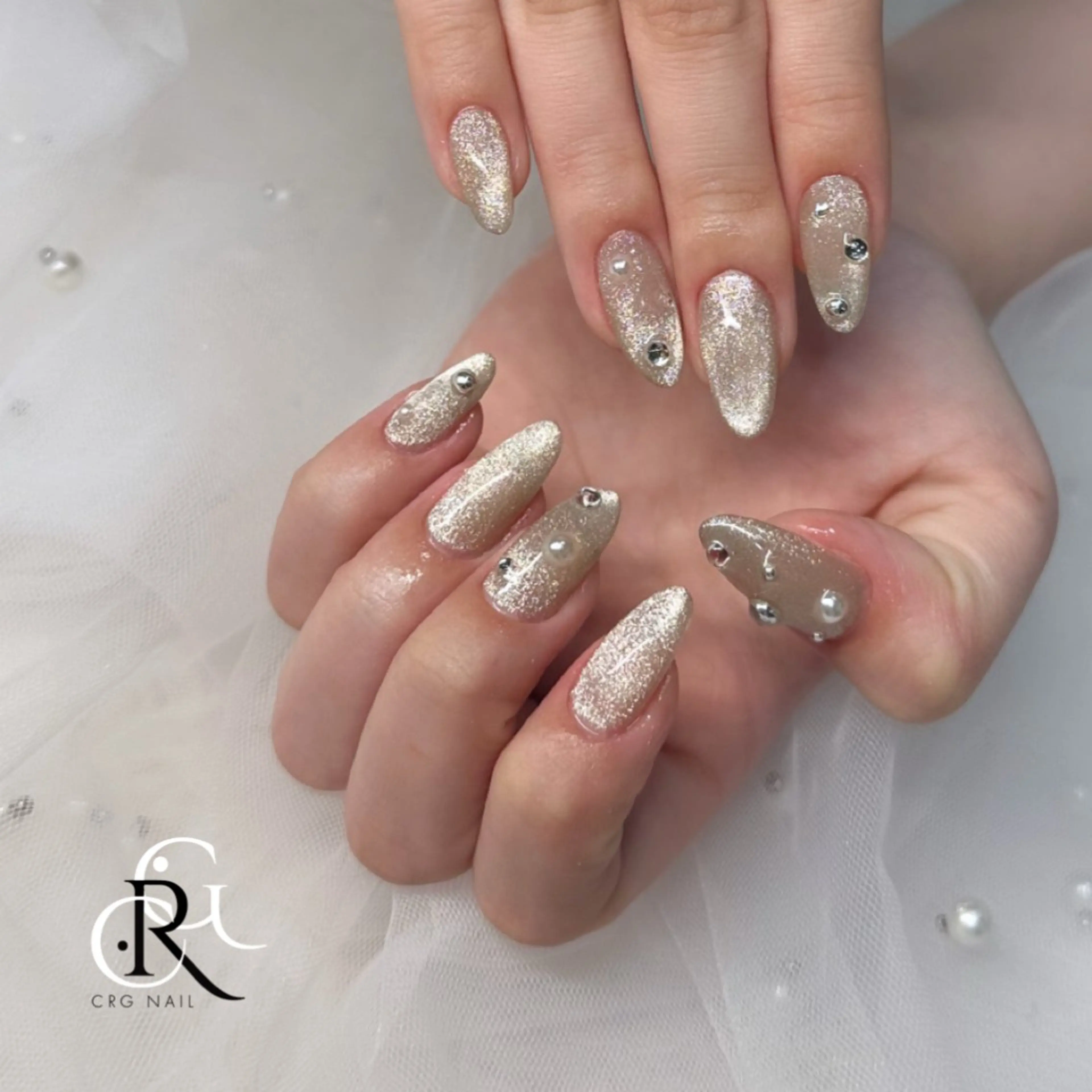 ネイル ジェルネイル キラキラネイル マグネットネイル ハンドネイル 美フォルム✨ CRG RURIのネイルデザイン