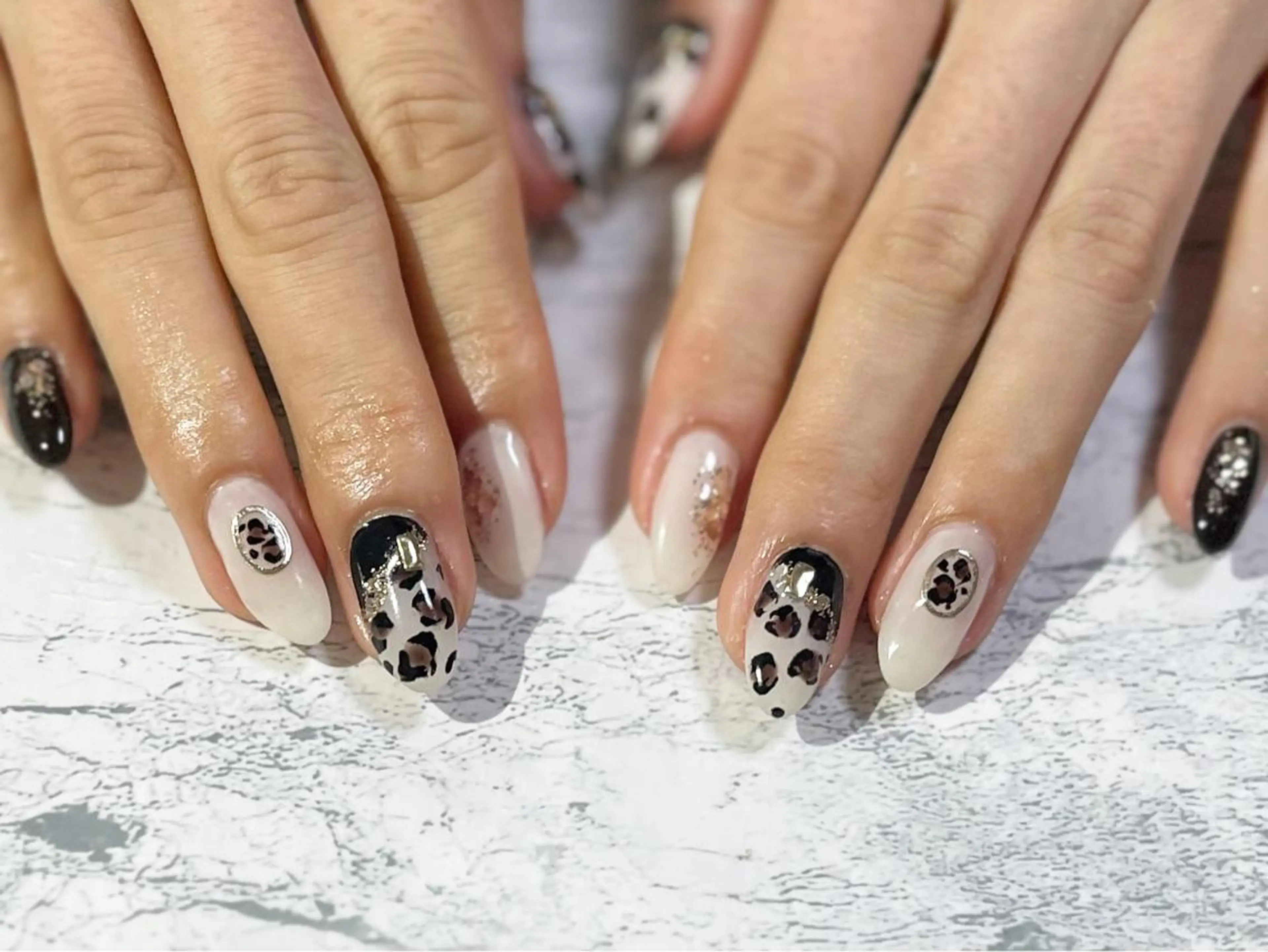 ネイル アニマル柄 フットネイル ニュアンスネイル シンプルネイル 春ネイル ネイル フフラ所属・nail fufla ♡yamane♡のネイルデザイン