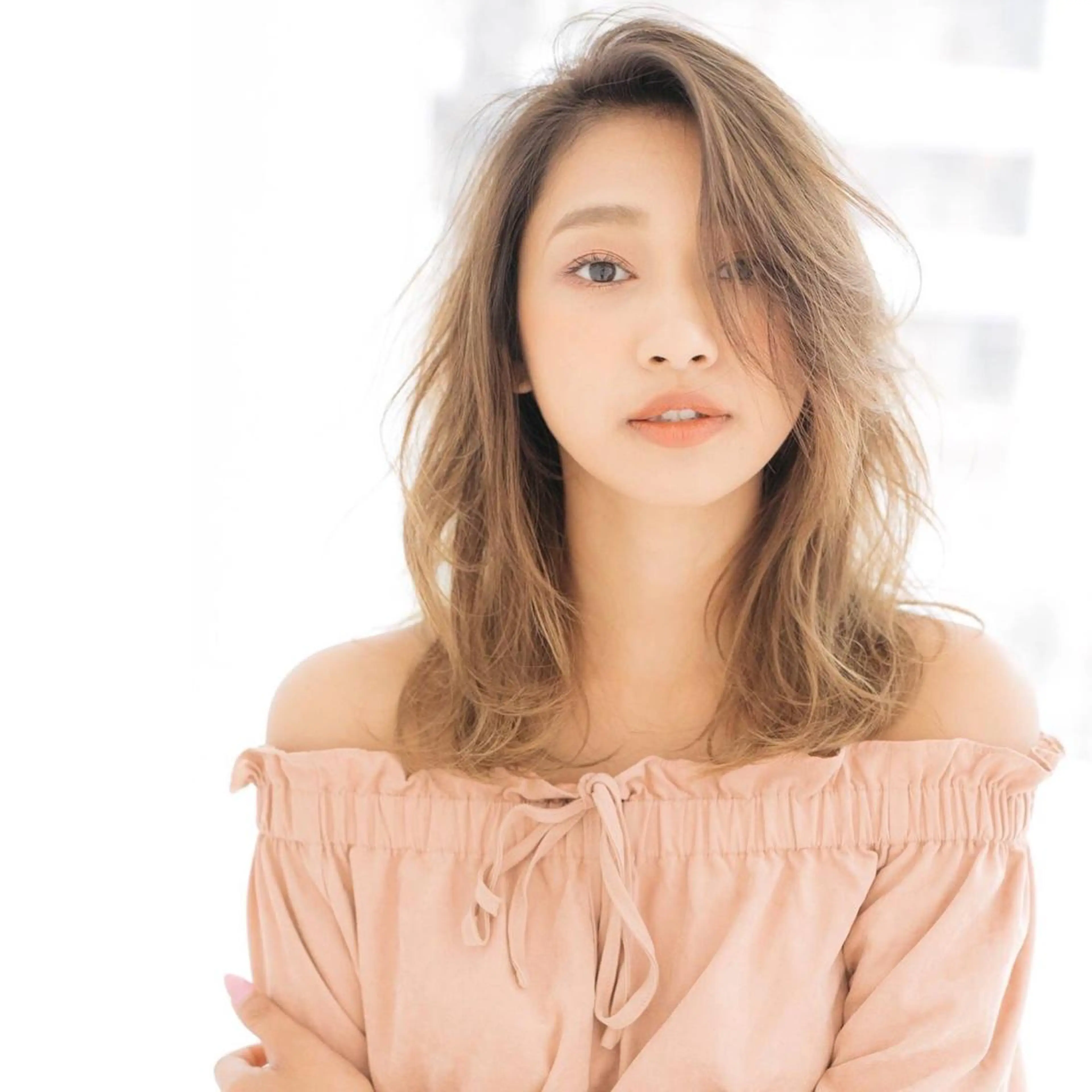 セミロング SALOWIN 銀座Ray Ⅱ所属・MUNEYOSHI 縮毛矯正/カットのヘアスタイル