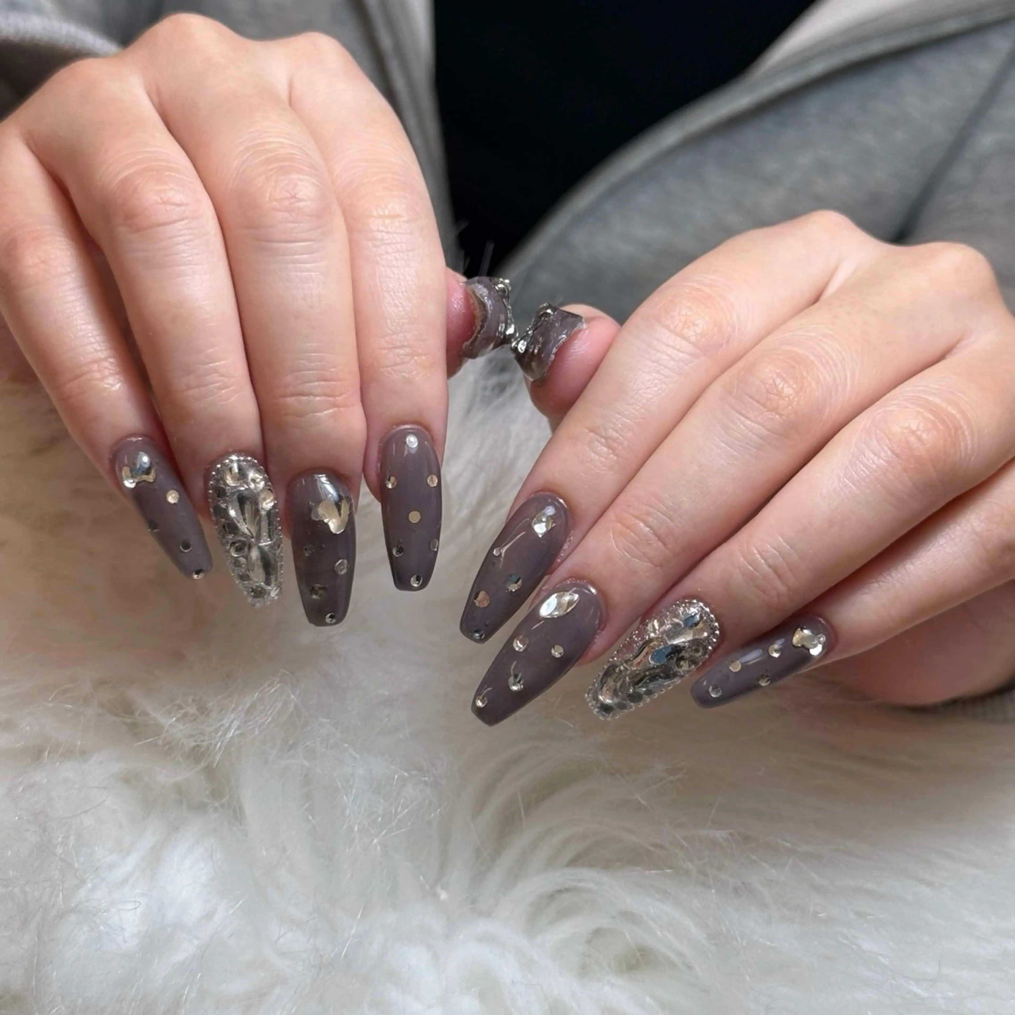 ネイル チークネイル フレンチネイル ジェルネイル ガラスフレンチ 韓国ネイル ハンドネイル ハンドケア Anh Nail 歌舞伎町のネイルデザイン