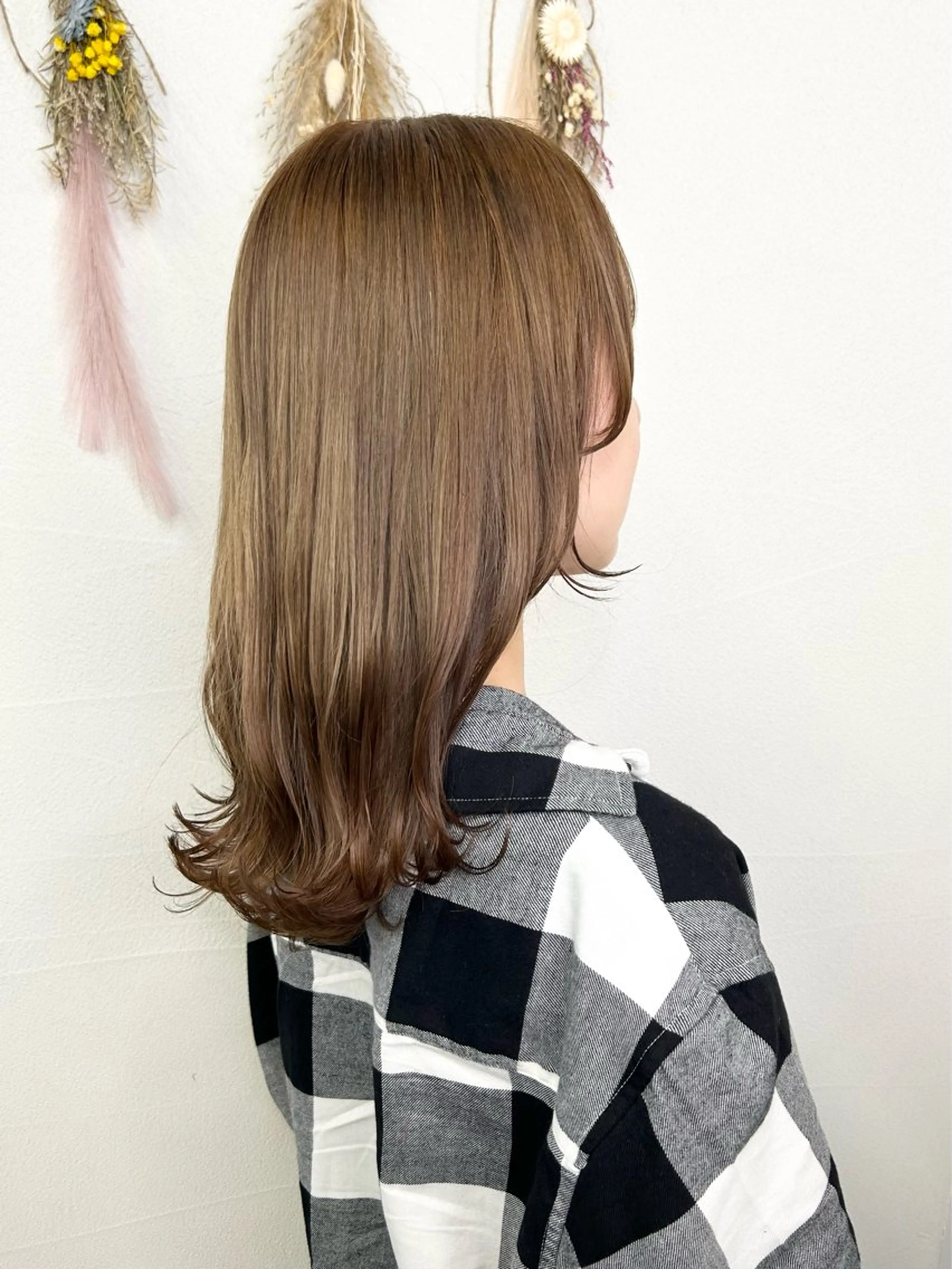 ミディアム カラー 🌿艶髪透明感 佐藤遥🌿のヘアスタイル