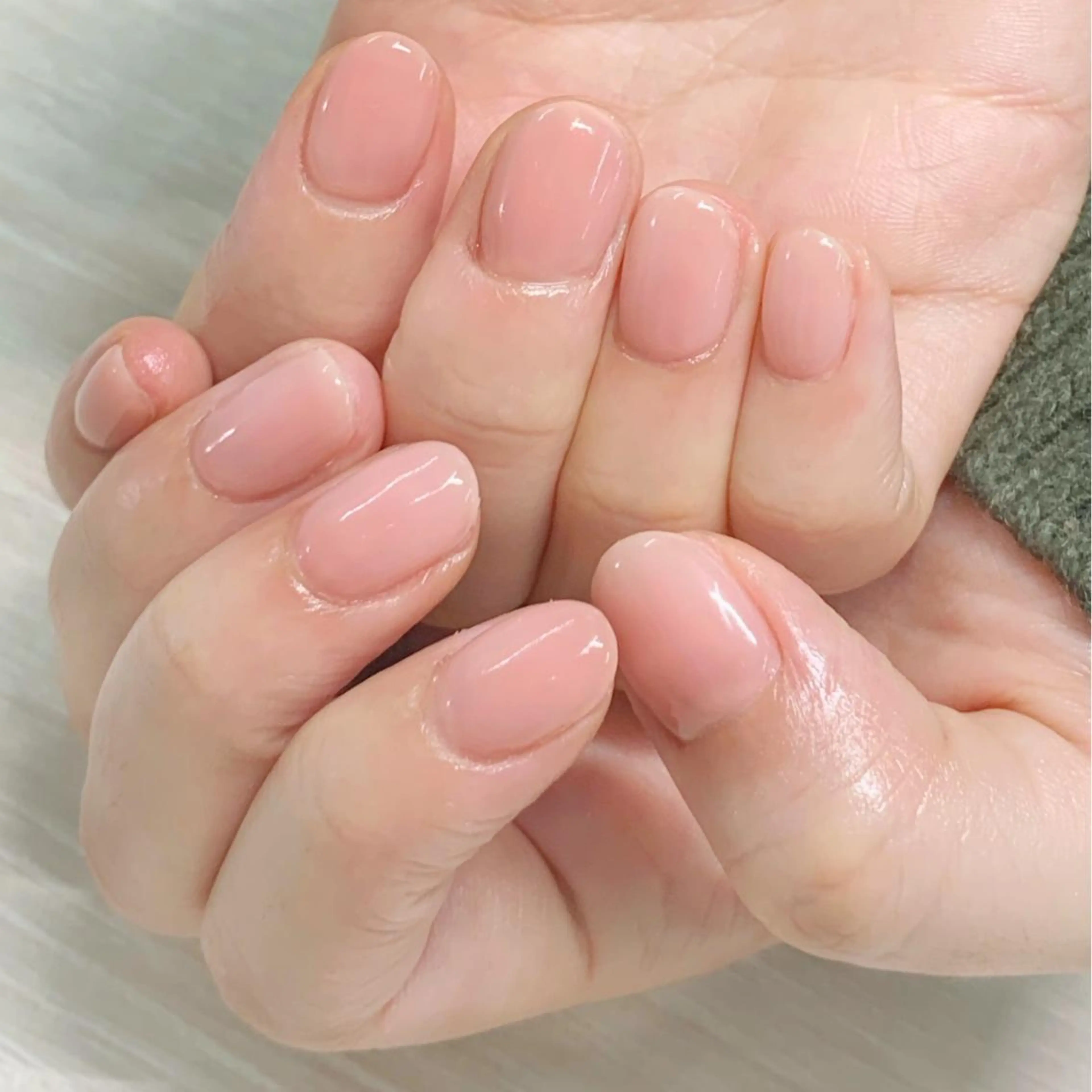 ネイル ワンカラーネイル glossnail MIKIのネイルデザイン