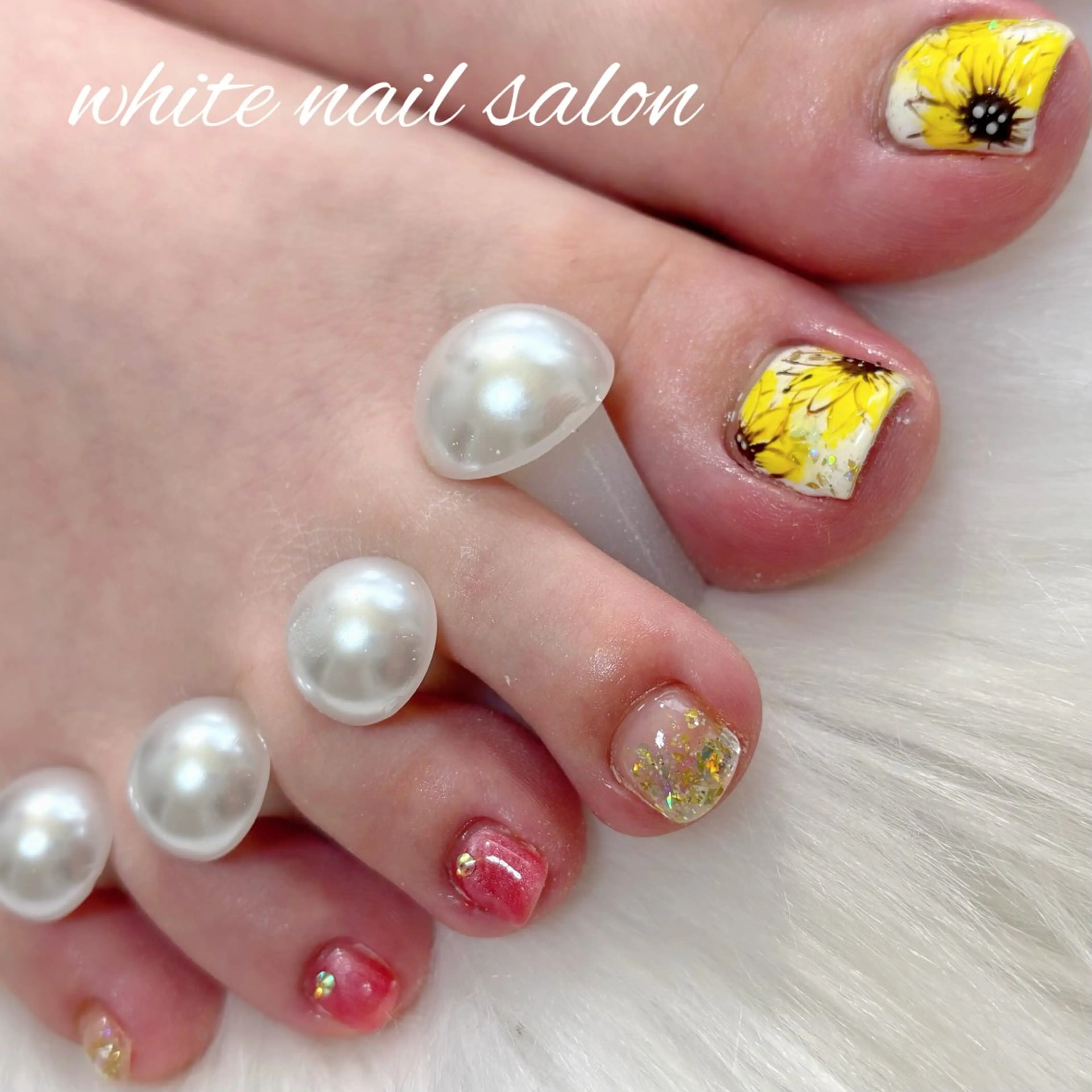 ネイル フットネイル フットネイル white nail salonのネイルデザイン