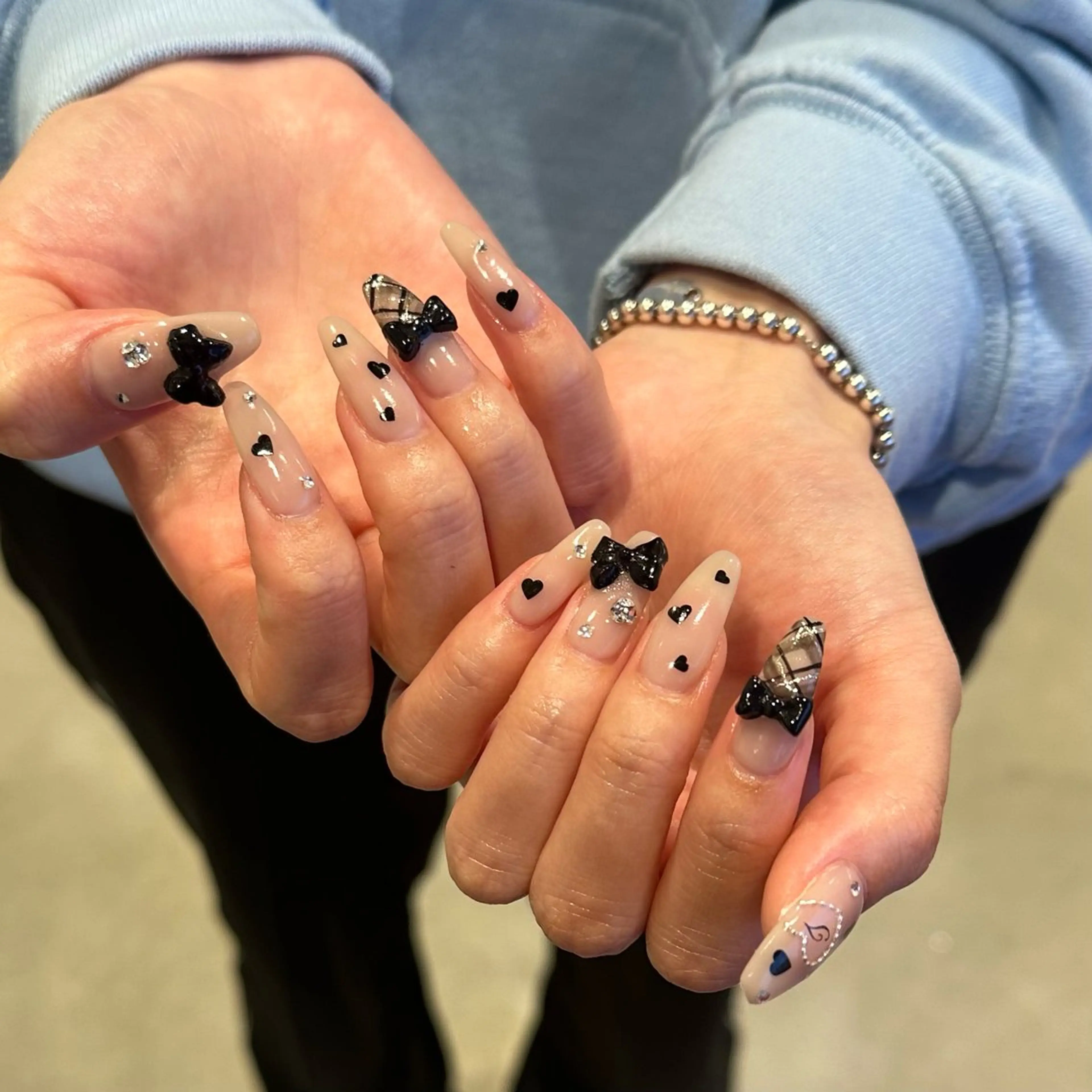 ネイル ハンドネイル COIN  nail hinataのネイルデザイン