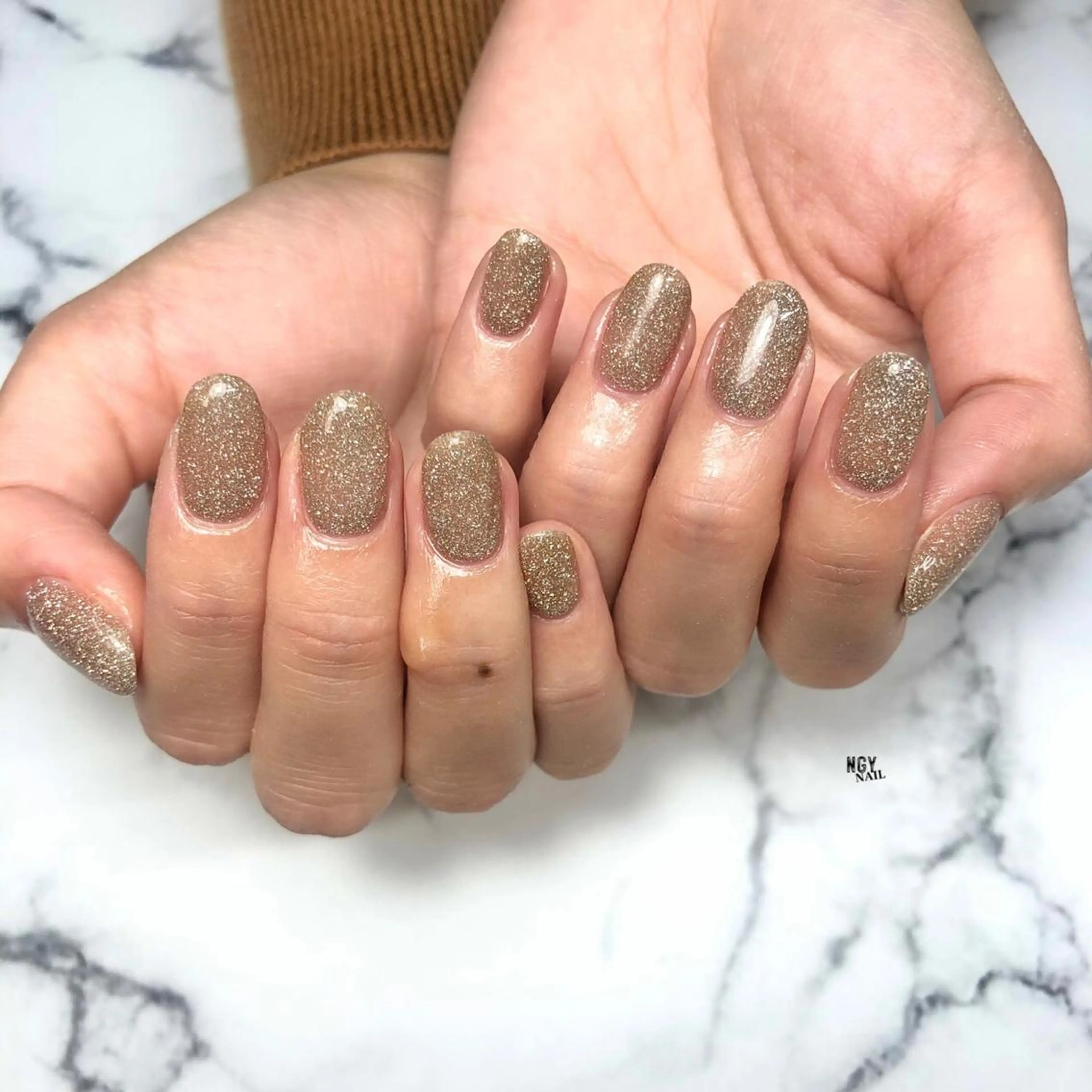 ネイル フラッシュネイル ジェルネイル キラキラネイル 韓国ネイル ラメ(グリッター) ハンドネイル NAIL NOWのネイルデザイン