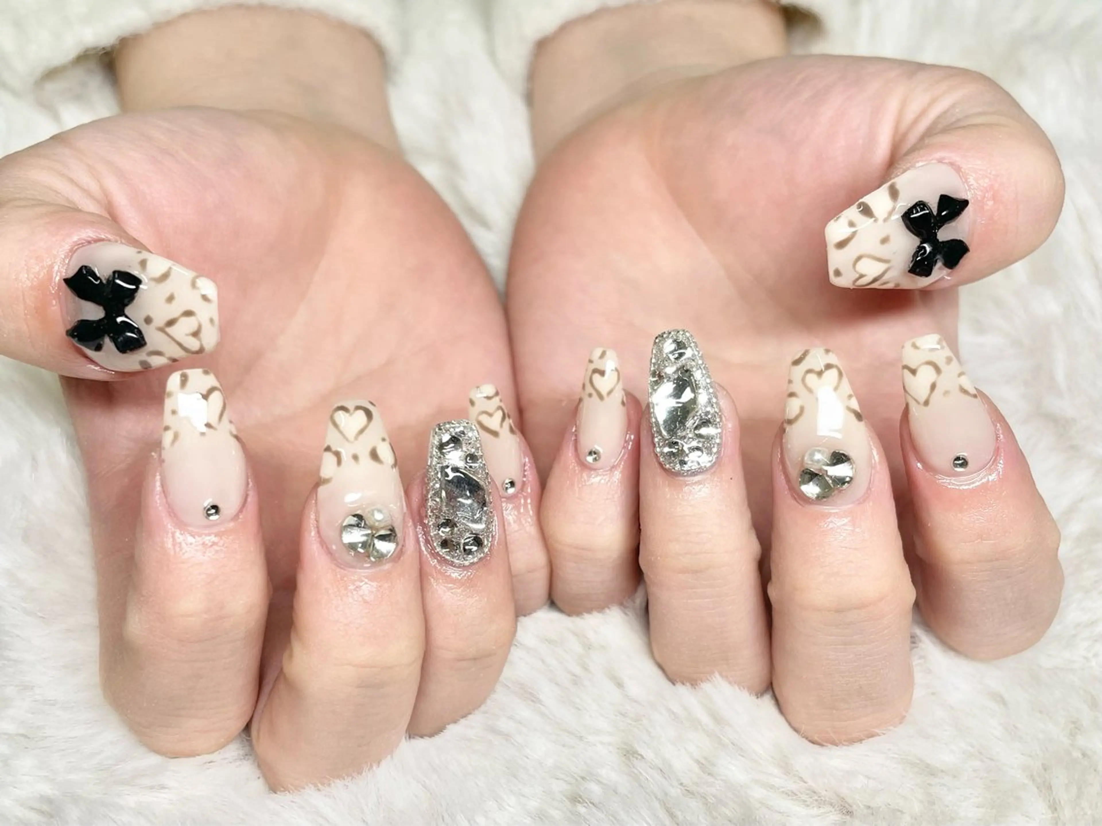 ネイル ハンドネイル FILL nail SHIORIのネイルデザイン
