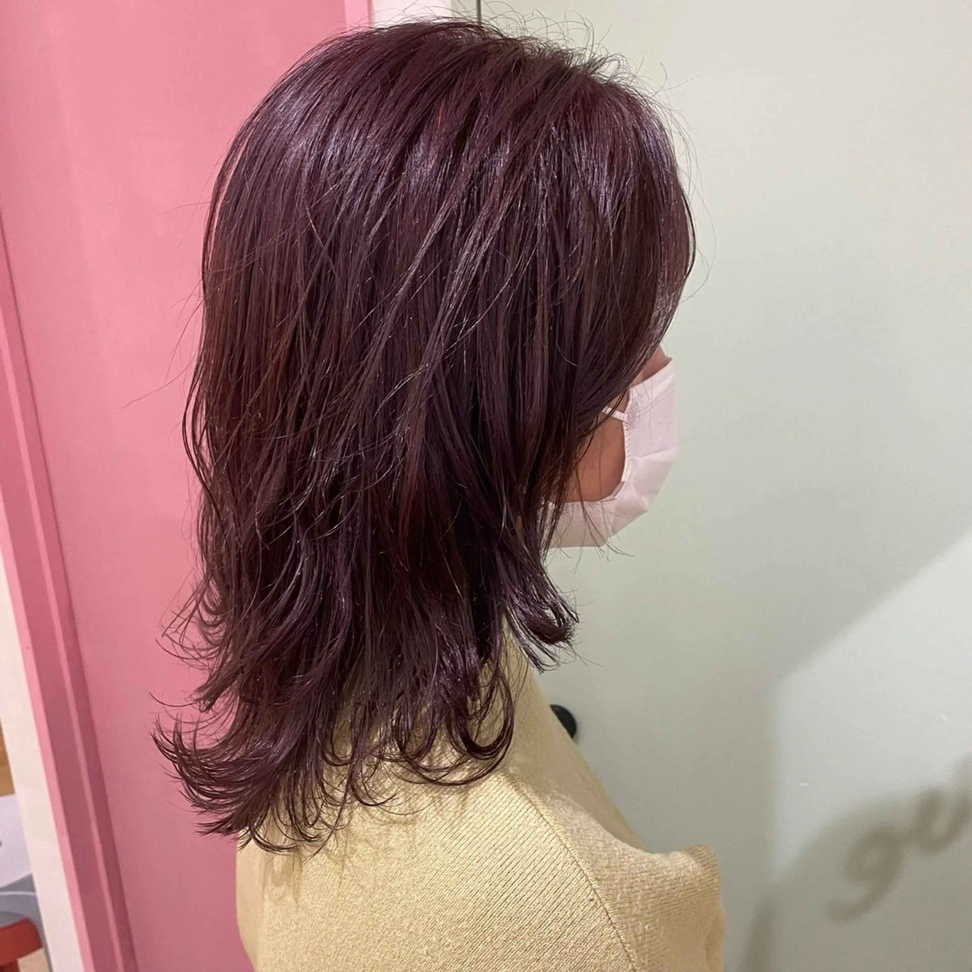 セミロング カラー モデル募集中‎🤍 山崎妃香のヘアスタイル
