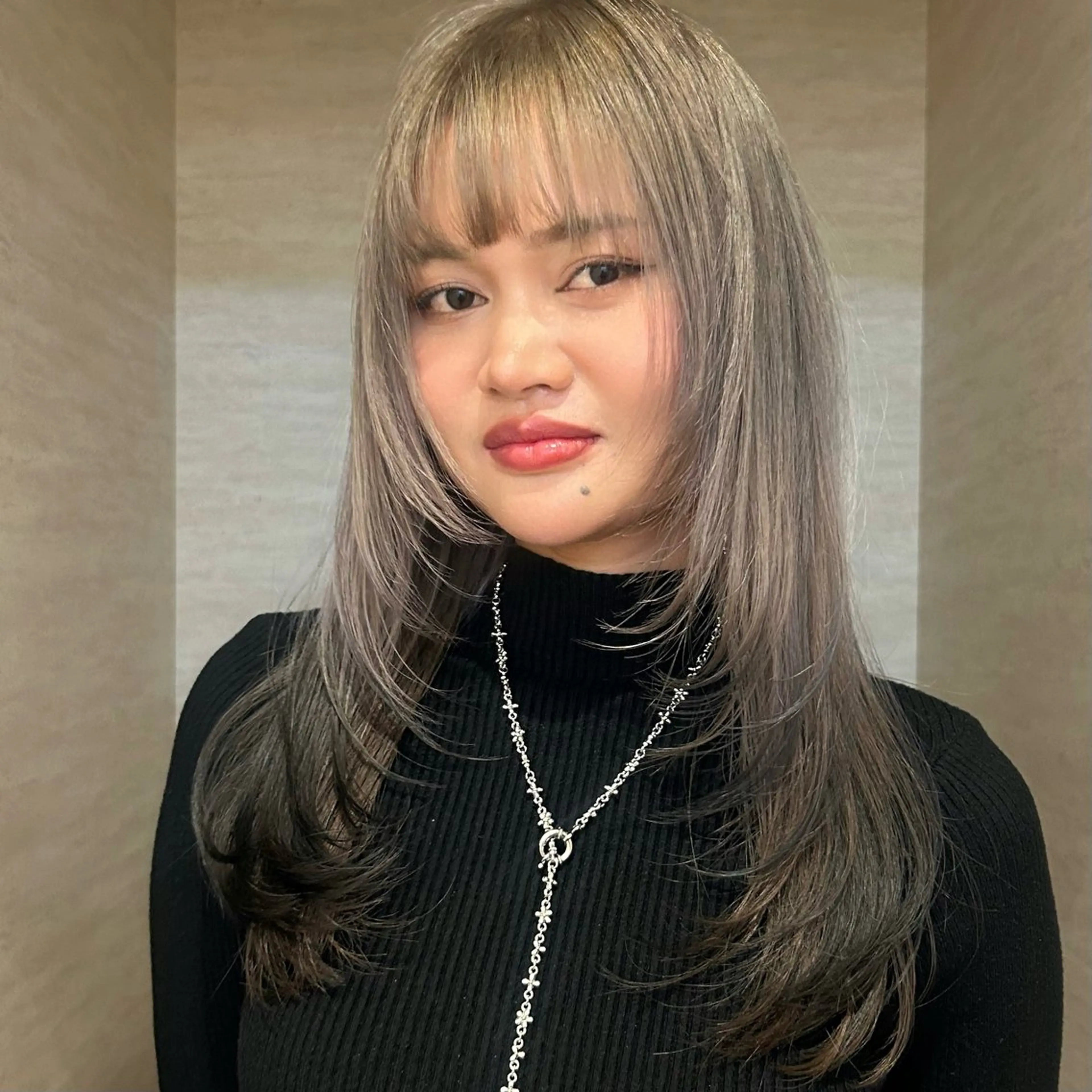 ロング カラー ヘアカラー トリートメント 💙ルル💙 ハイトーン/レイヤーのヘアスタイル