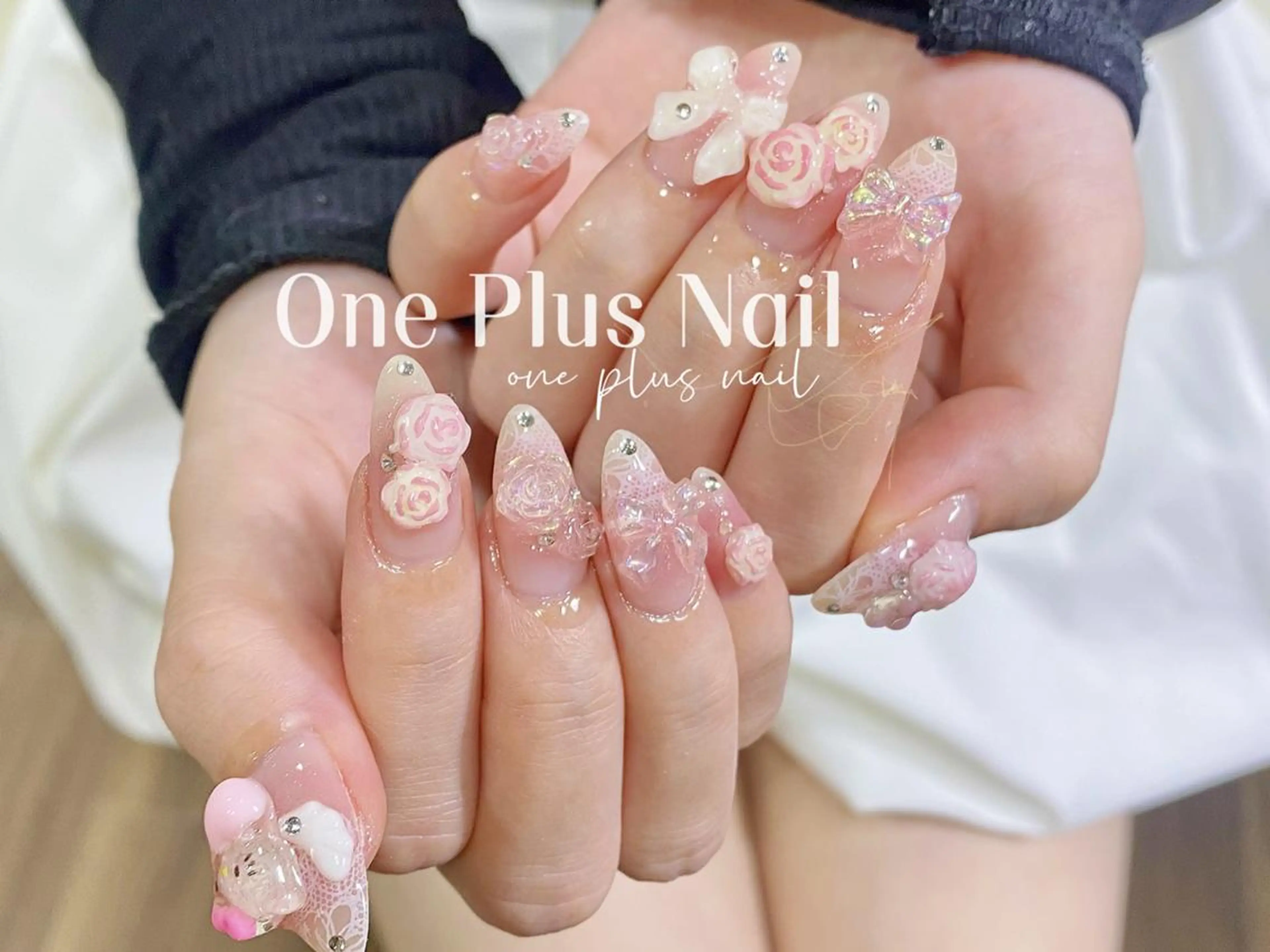 ネイル ガーリー ハート キラキラネイル 韓国ネイル ロングネイル One Plus Nail Salonのネイルデザイン