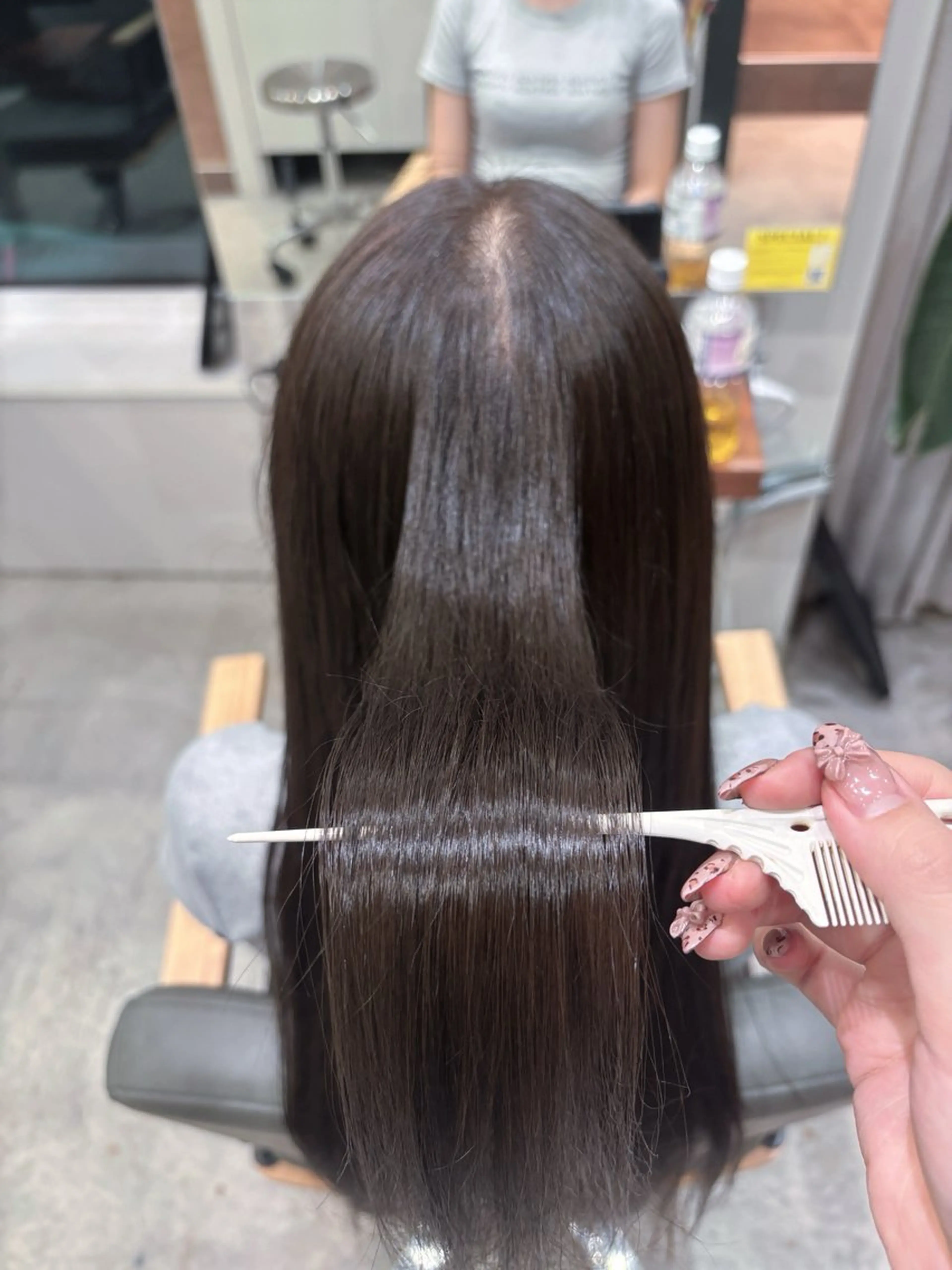 カラー グレージュ オリーブグレージュ オリーブグレー garden ayakaのヘアスタイル
