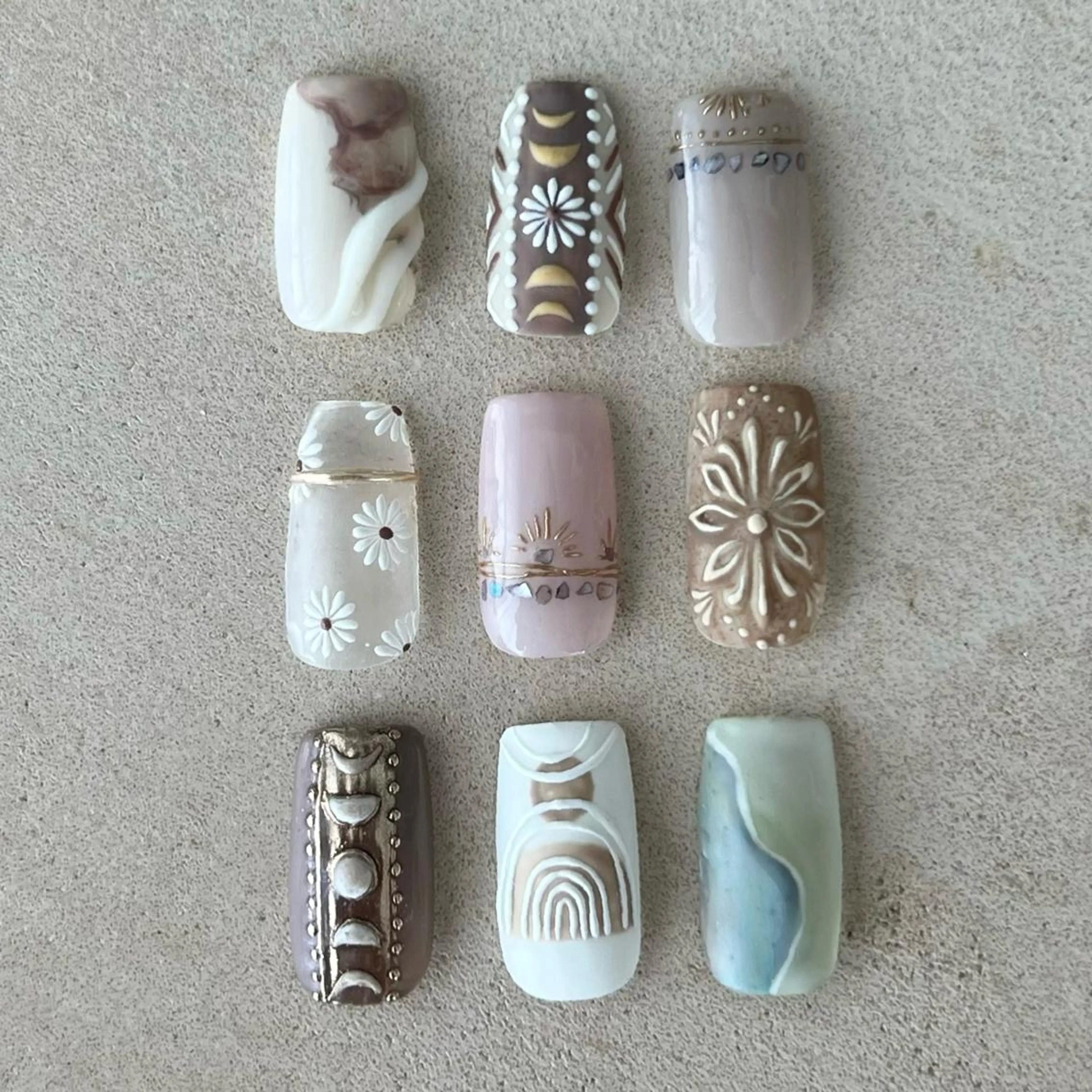 ネイル ハンドネイル Chipieee Tokyoのネイルデザイン