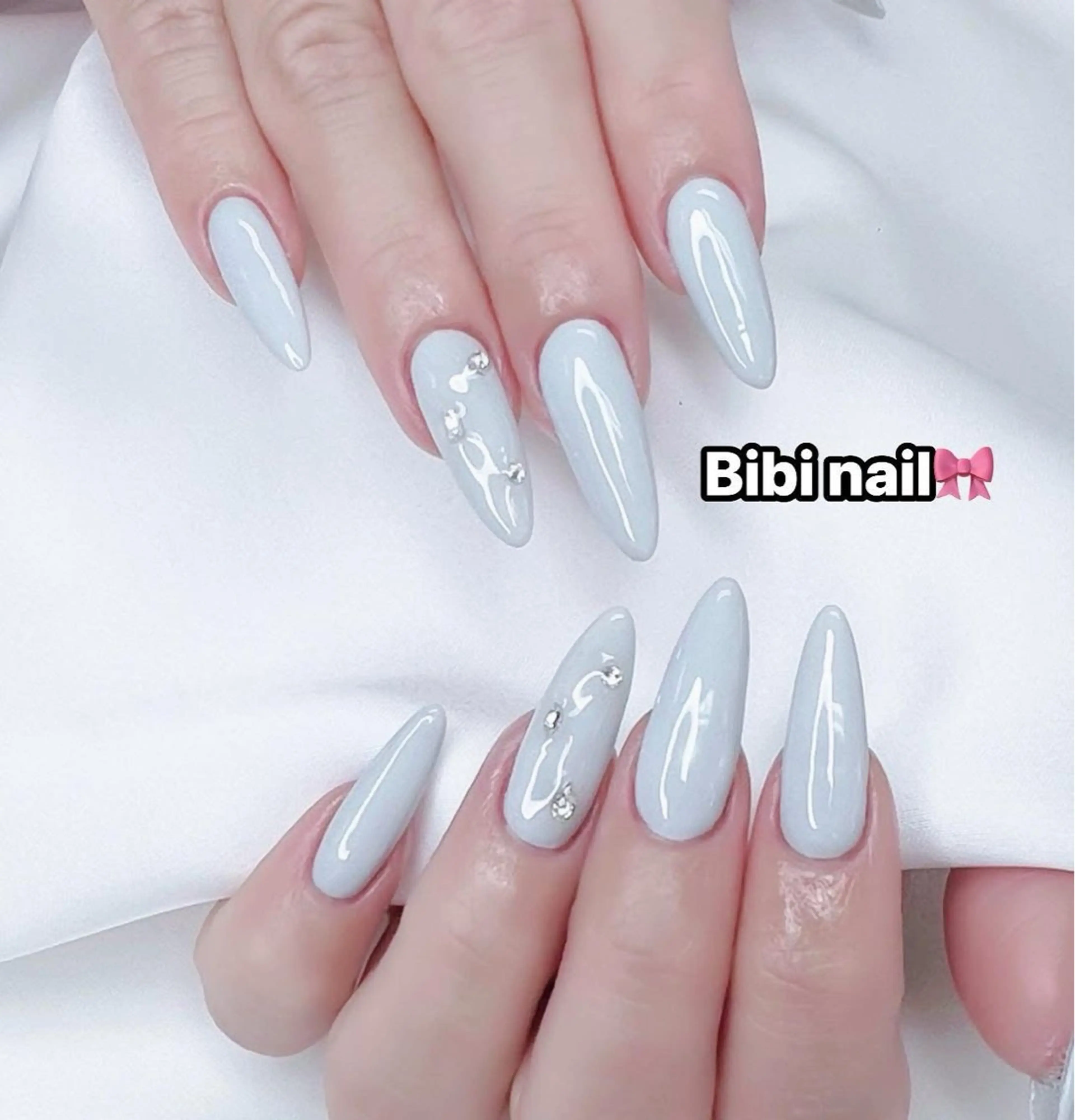 セミロング ハンドネイル Bibi beauty spa Osaka所属・Chann Channのネイルデザイン