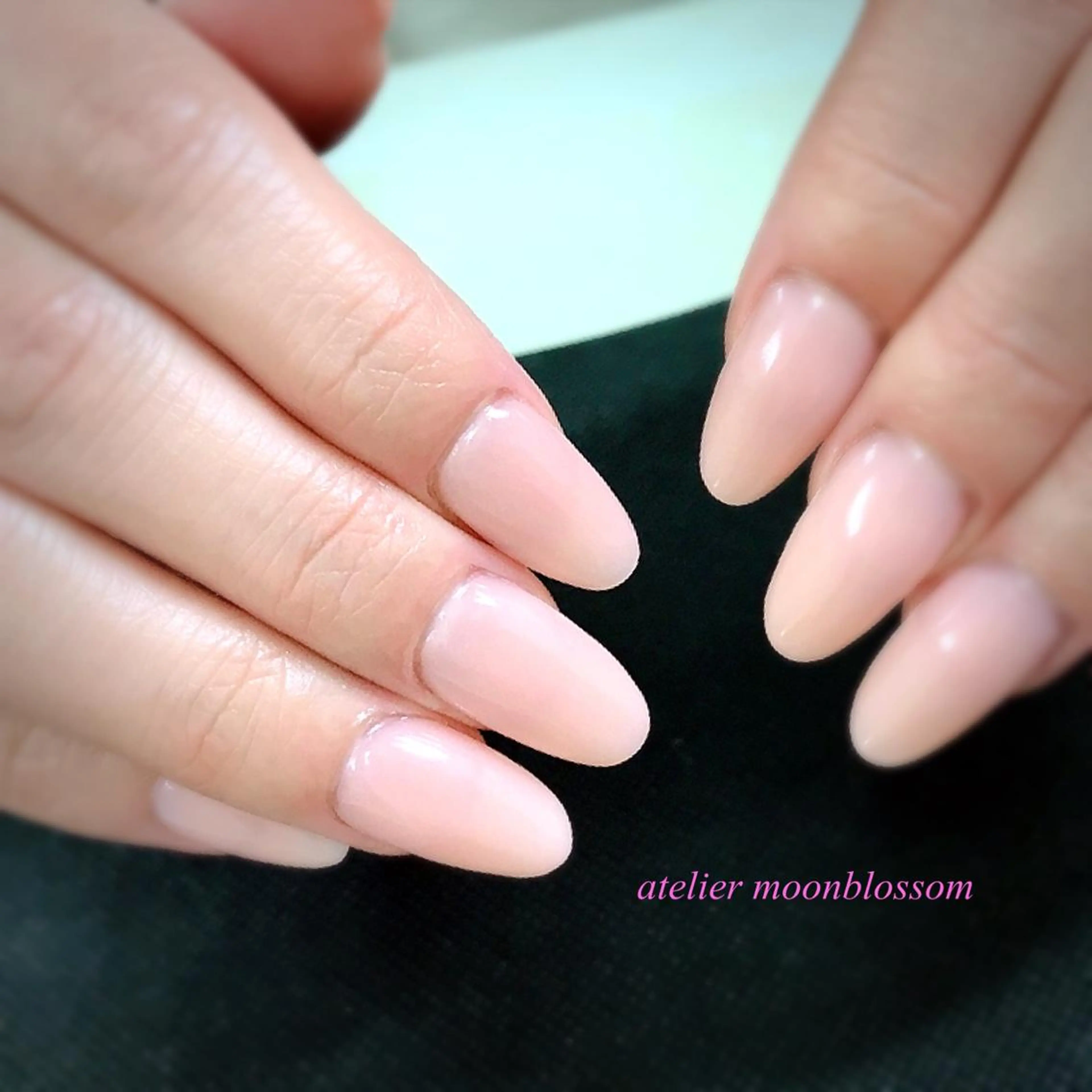 ネイル アトリエ ムーンブロッサムのネイルデザイン