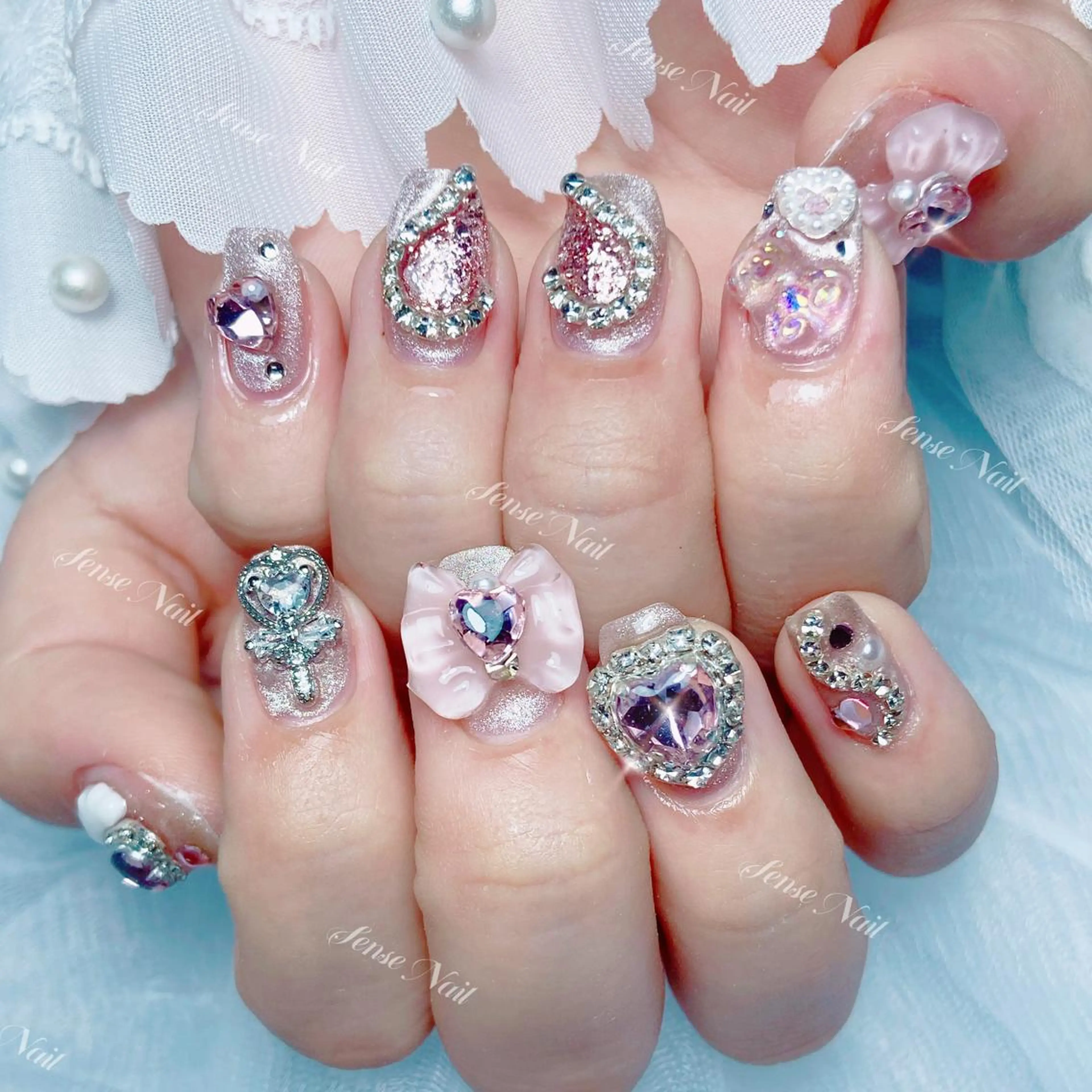 ネイル Kurieitibu 🍬Byu~tīのネイルデザイン